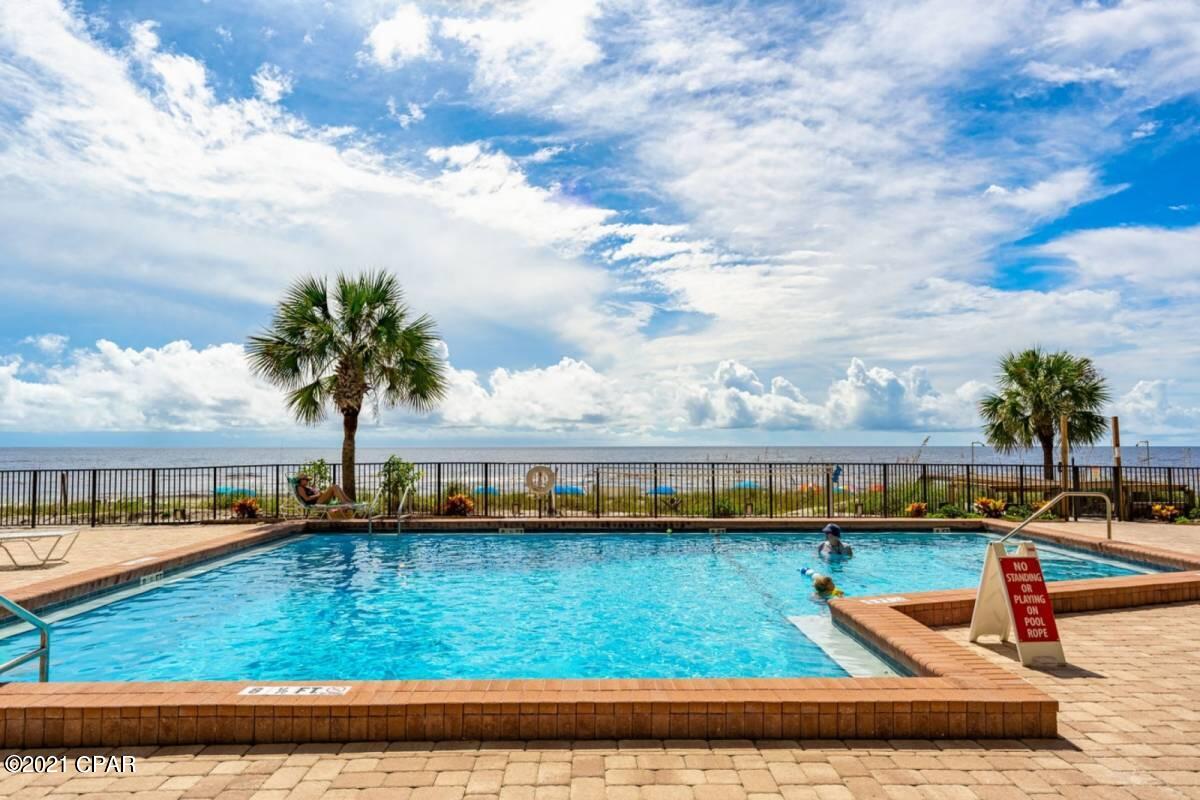 The Commodore - Residential