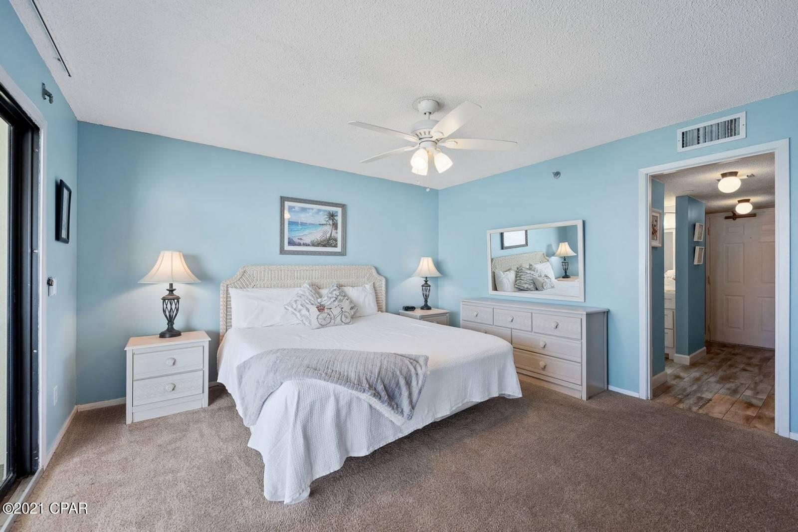 The Commodore - Residential