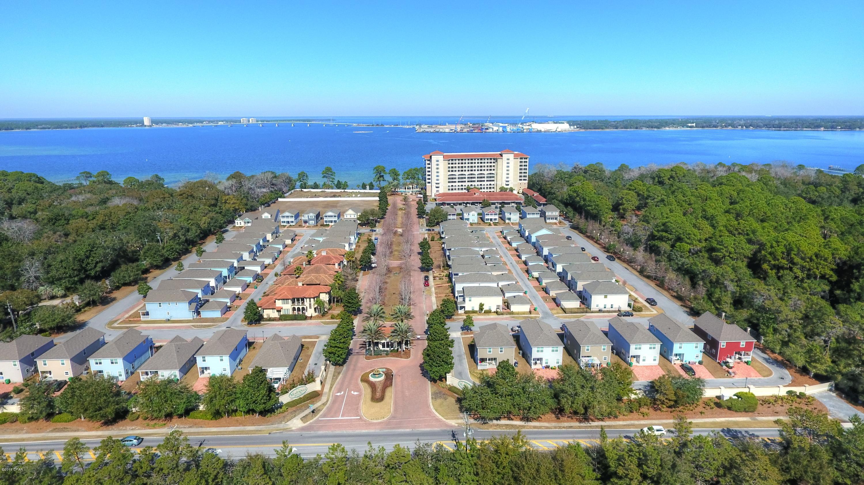 Magnolia Bay Club - Residential