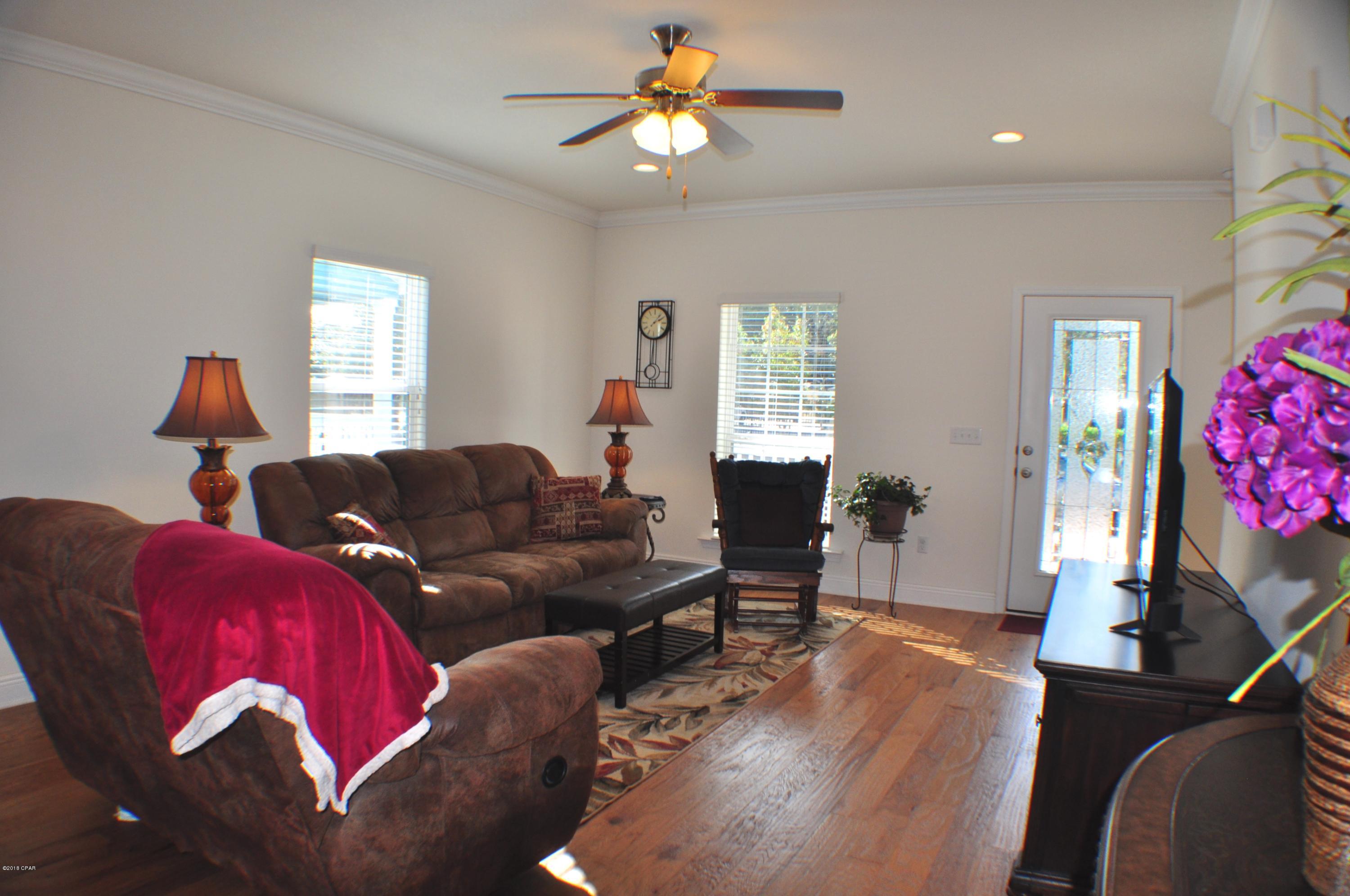 Magnolia Bay Club - Residential