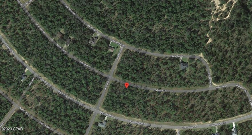 Just a short distance off Rt 77!! Very close to the Boat Lake Swim Park!! Water and power are both close by!! Nice building lot for single-family homes in the quickly growing subdivision of Sunny Hills!! ...what are you waiting for...Sunny Hills boasts the magnificent Sunny Hills Golf and Country Club!! No time frame to build in...homes only subdivision, no mobile homes...no HOA!! Come build your dream home now!! Don't miss out, call today!!!