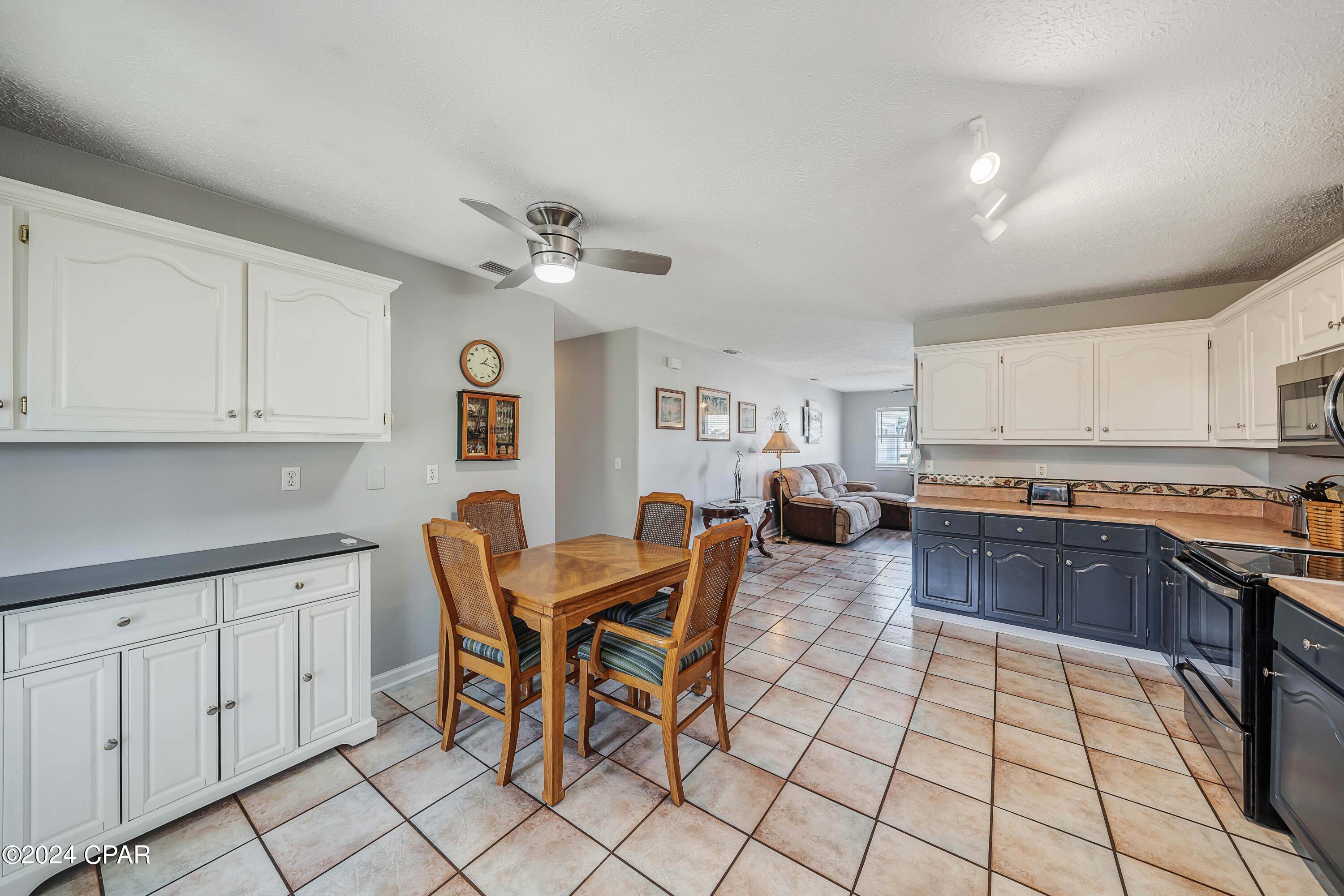 Pine Tree Place Unit 2 - Residential