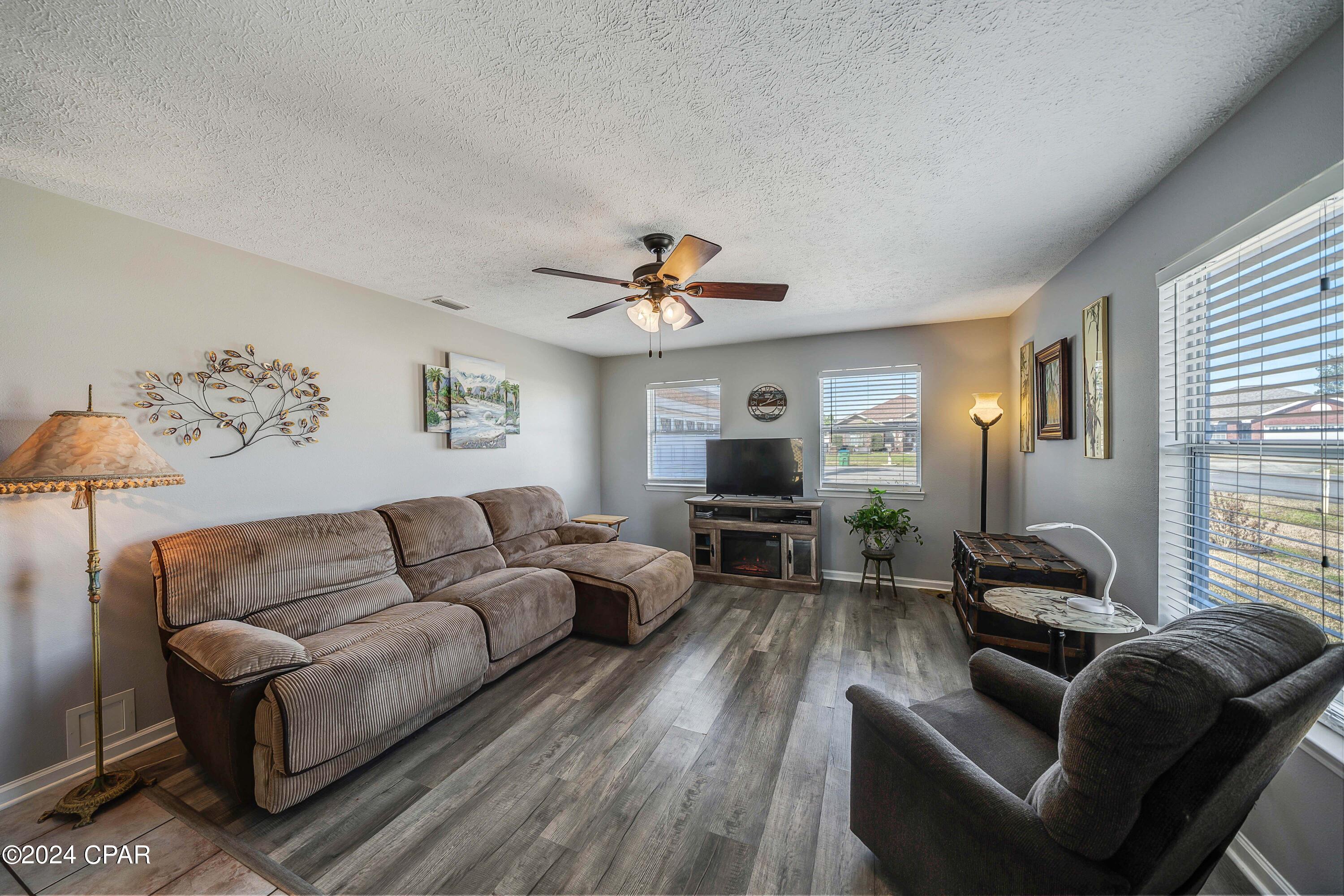 Pine Tree Place Unit 2 - Residential