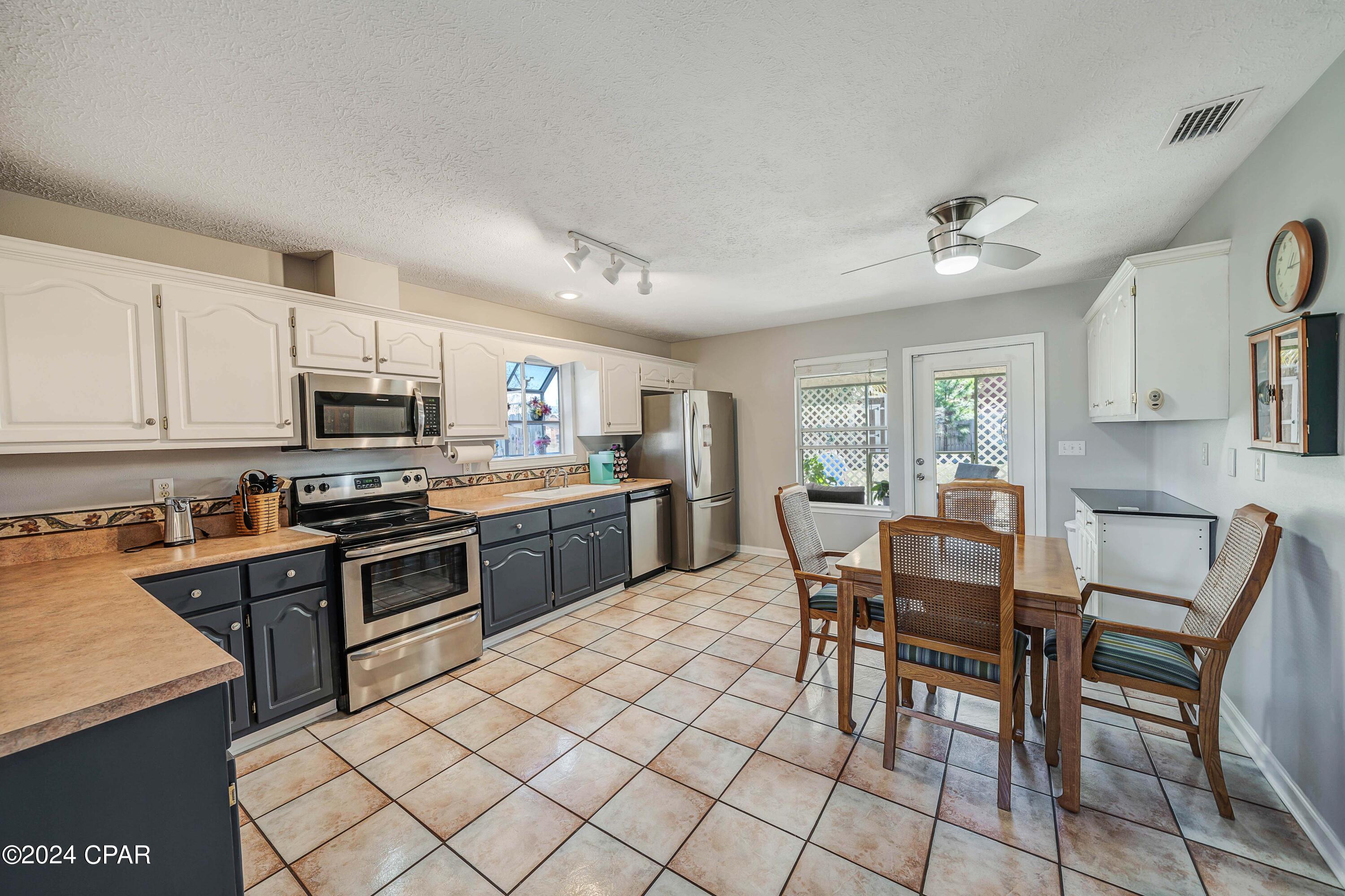 Pine Tree Place Unit 2 - Residential