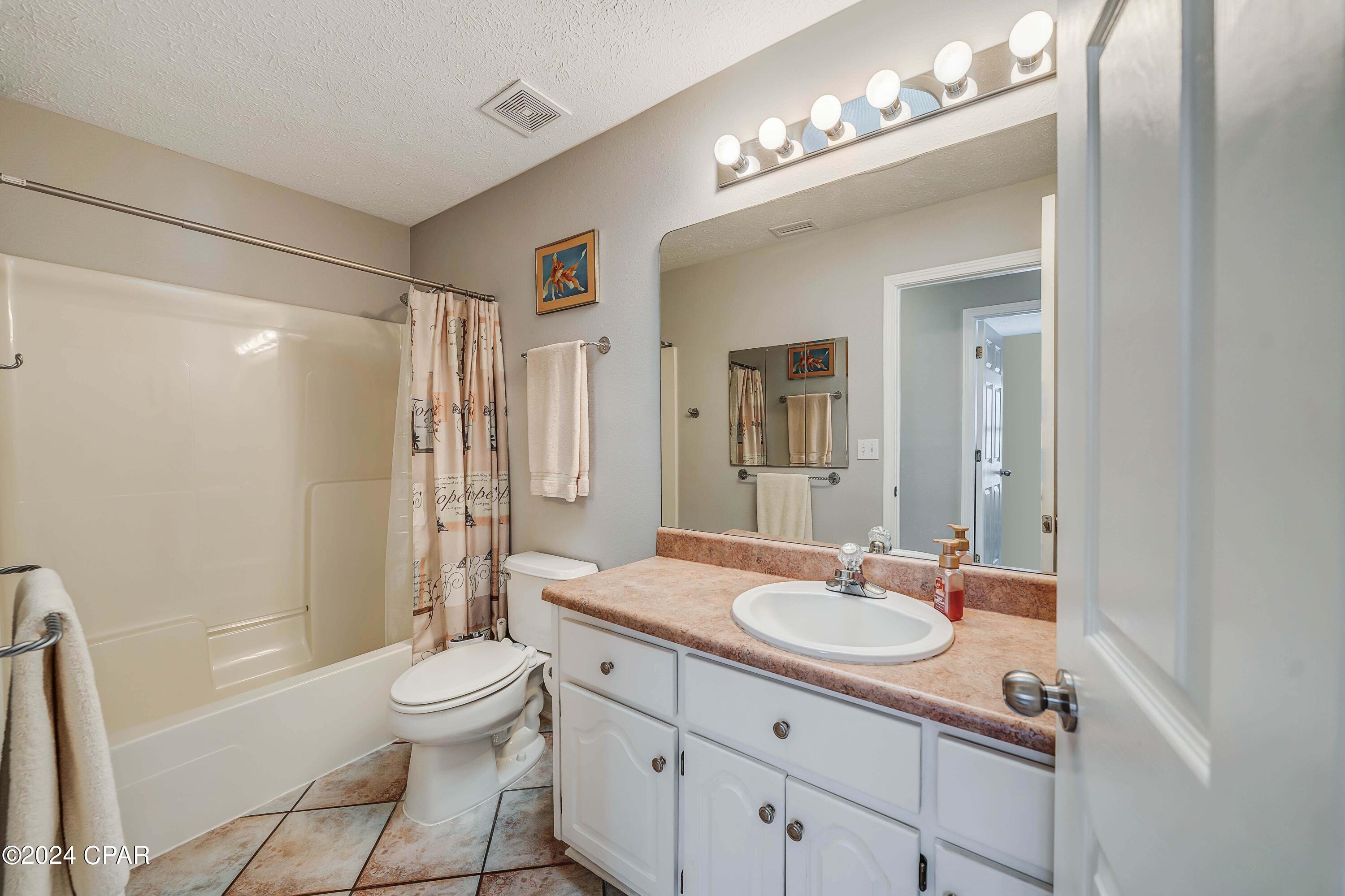 Pine Tree Place Unit 2 - Residential