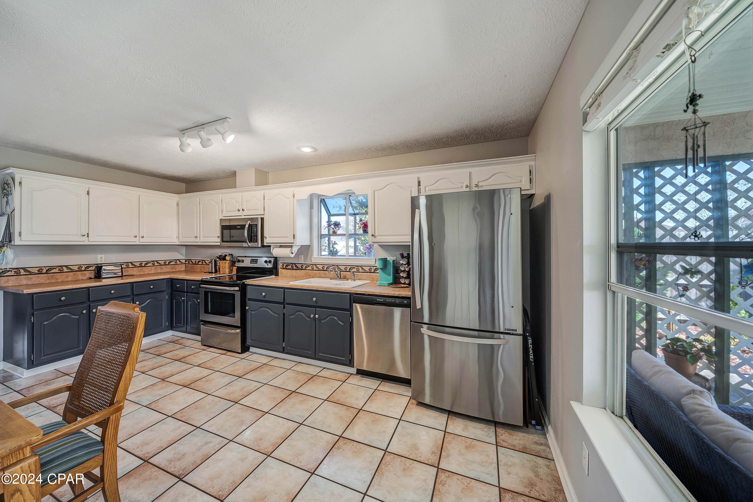 Pine Tree Place Unit 2 - Residential