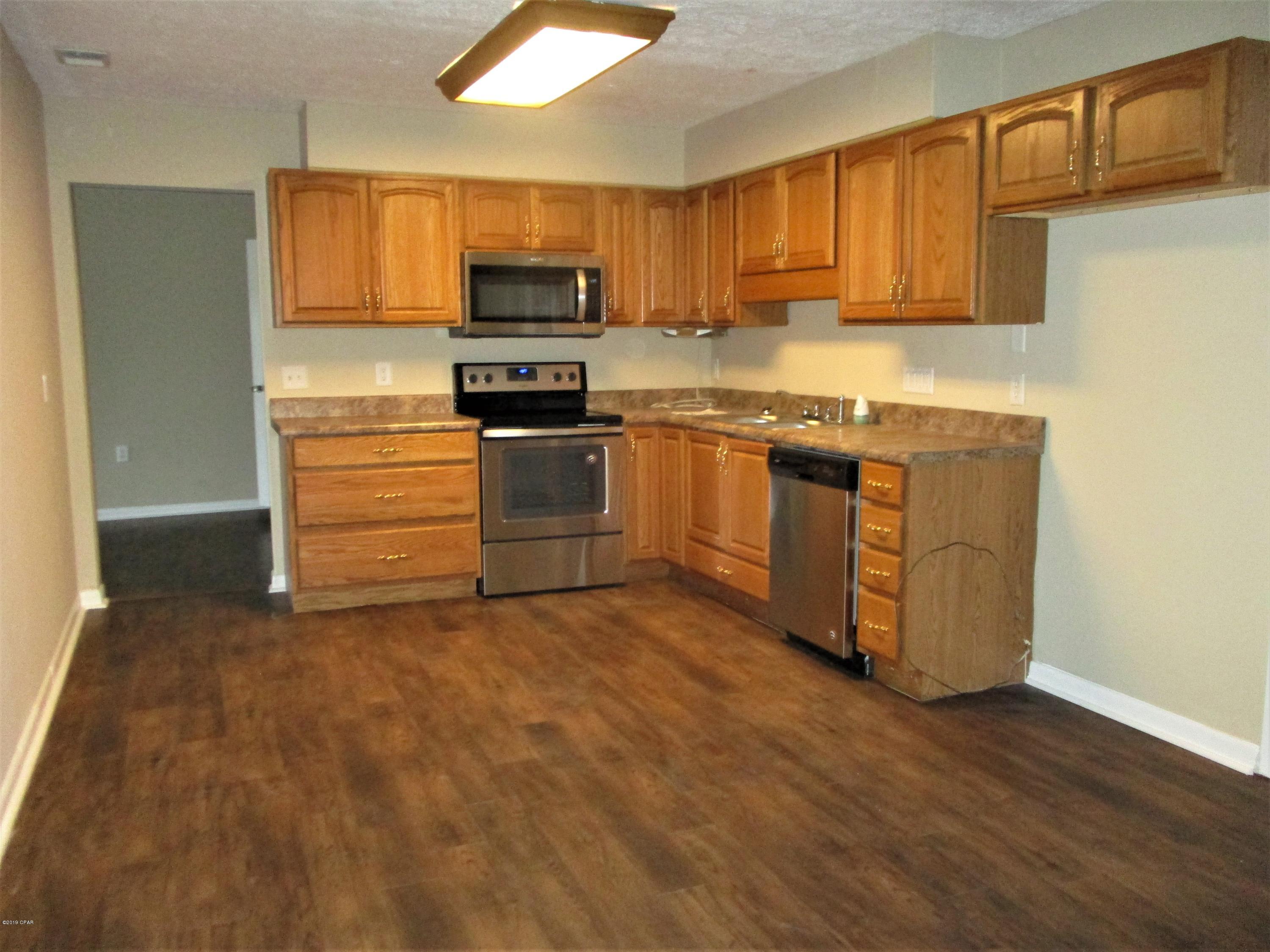 Lannie Rowe Lake Estates U-6 - Residential