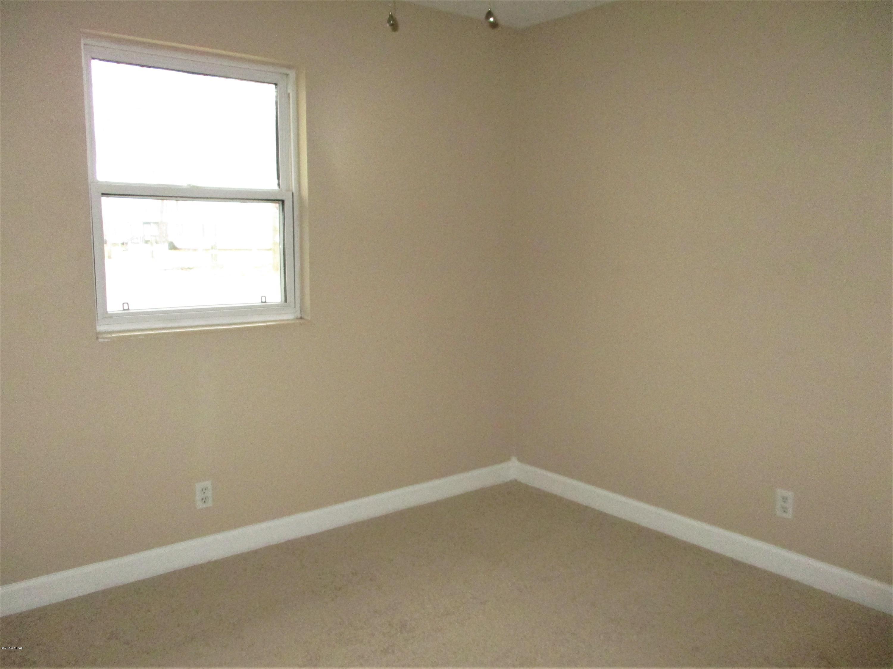 Lannie Rowe Lake Estates U-6 - Residential