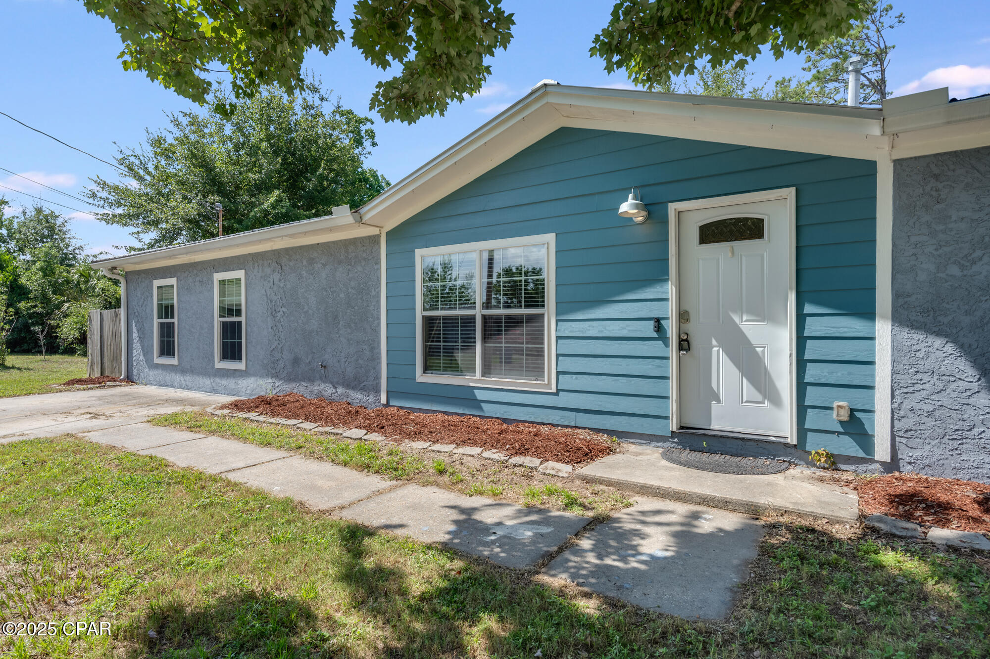 Venetian Villa 1st Add Replat - Residential