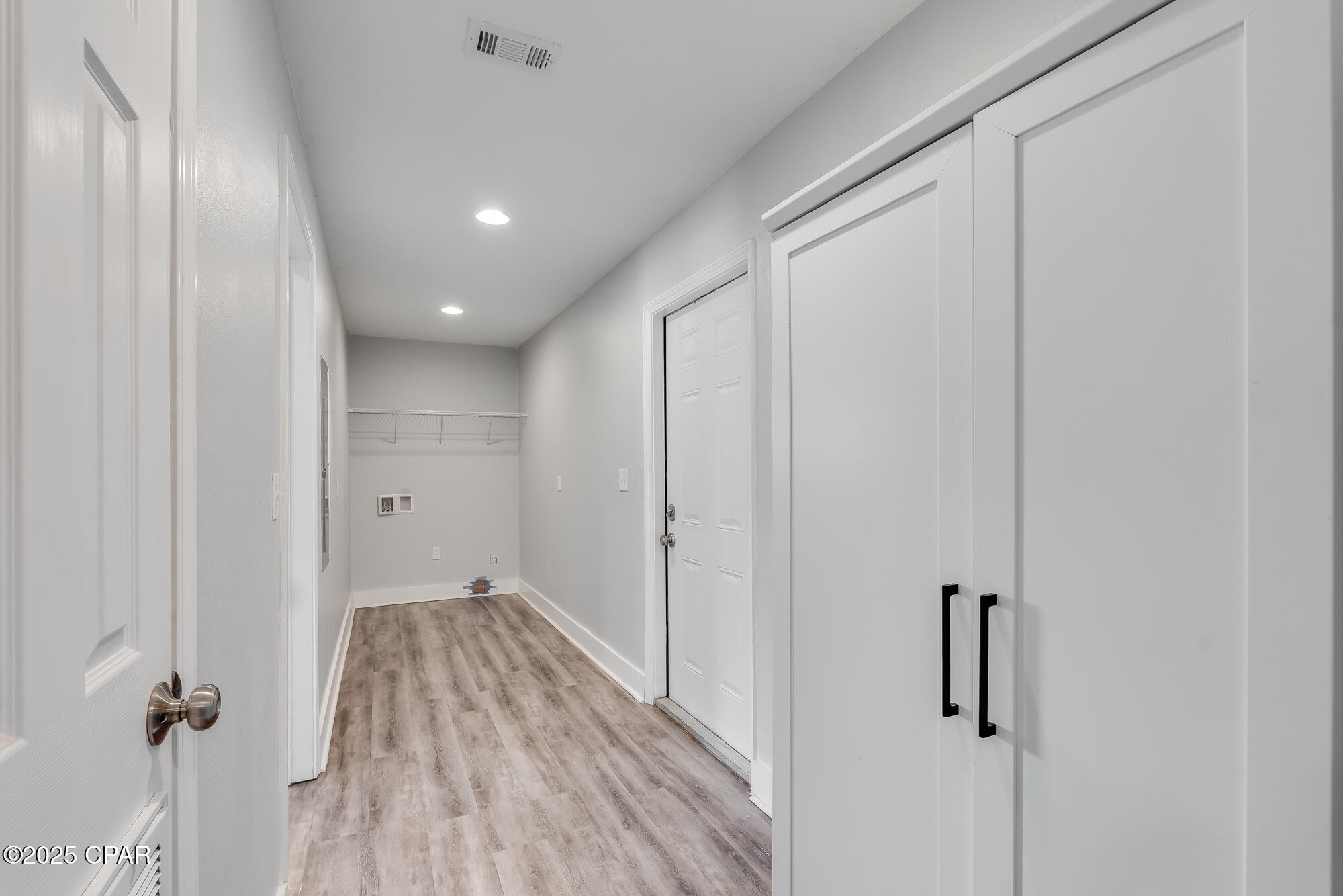 Venetian Villa 1st Add Replat - Residential