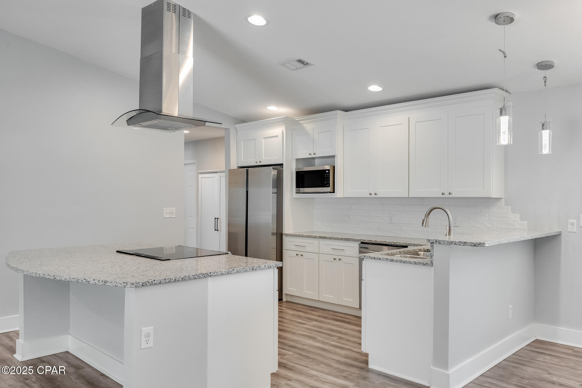 Venetian Villa 1st Add Replat - Residential