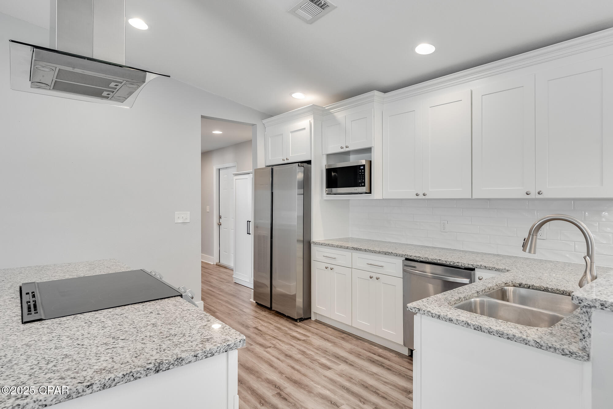 Venetian Villa 1st Add Replat - Residential