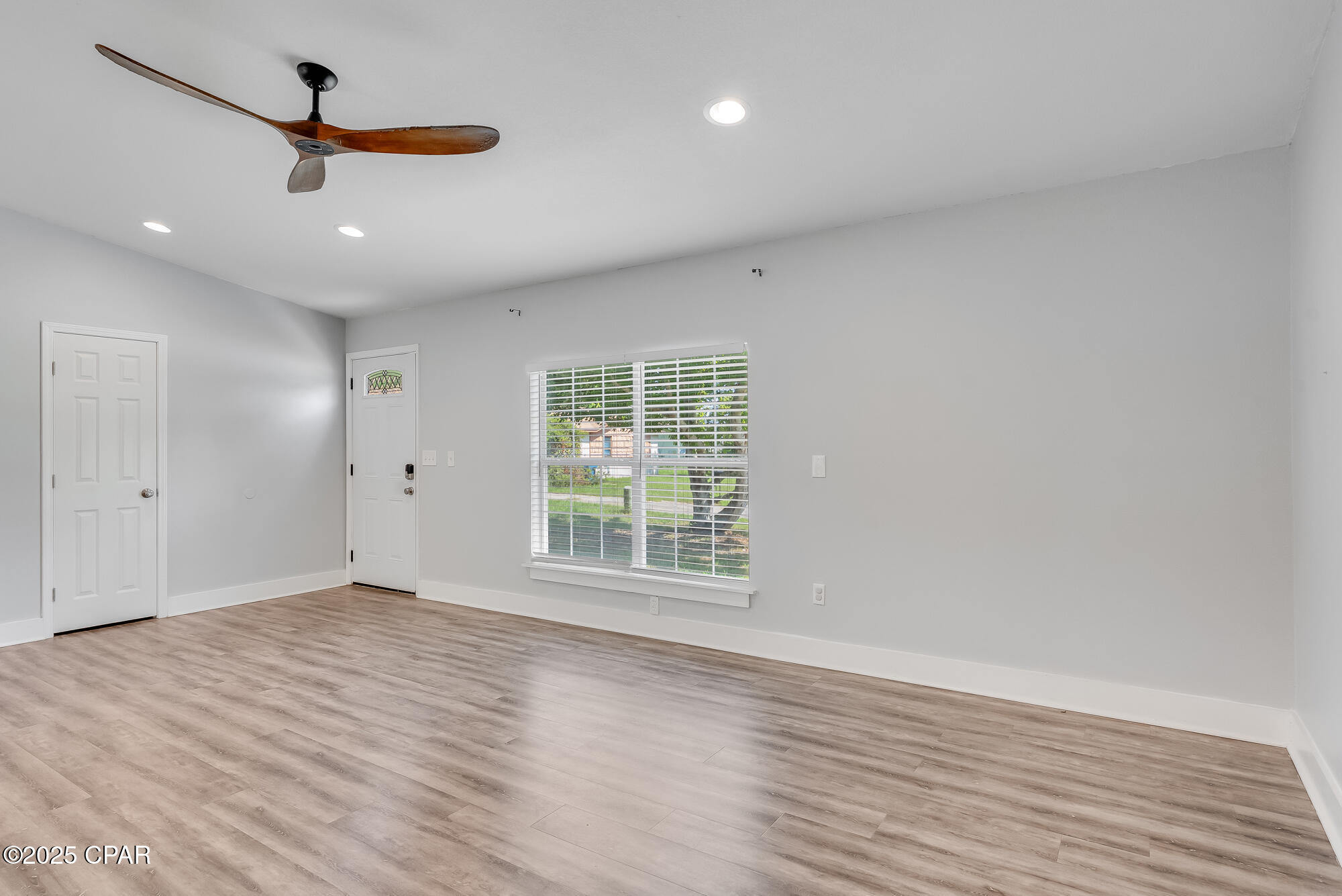 Venetian Villa 1st Add Replat - Residential