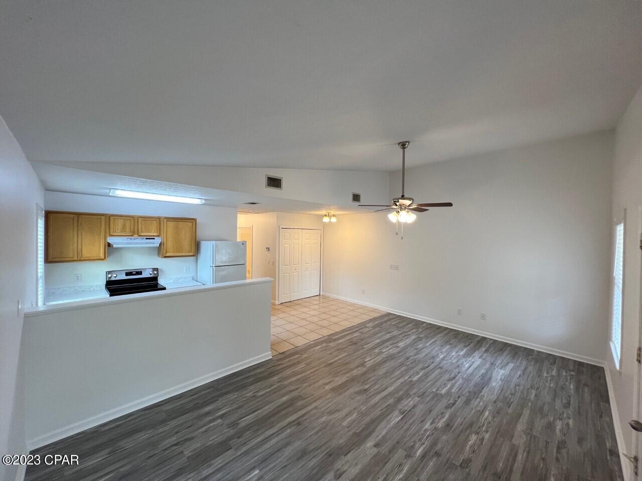 [No Recorded Subdiv] - Residential Lease