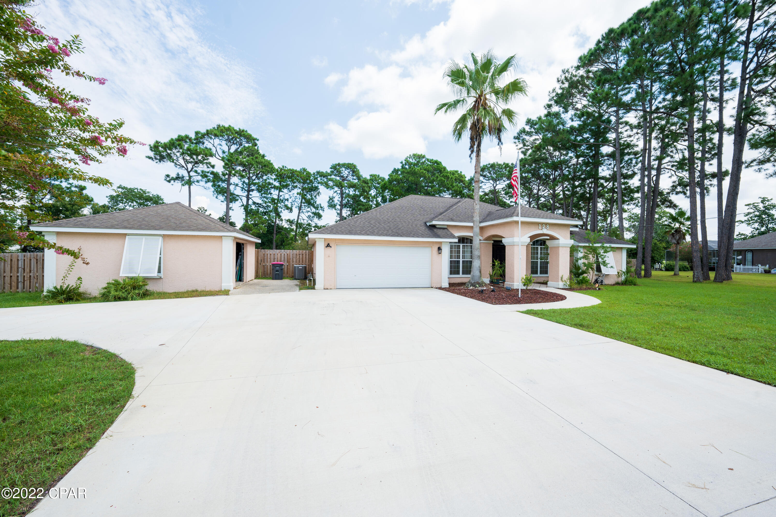 Colony Club - Residential