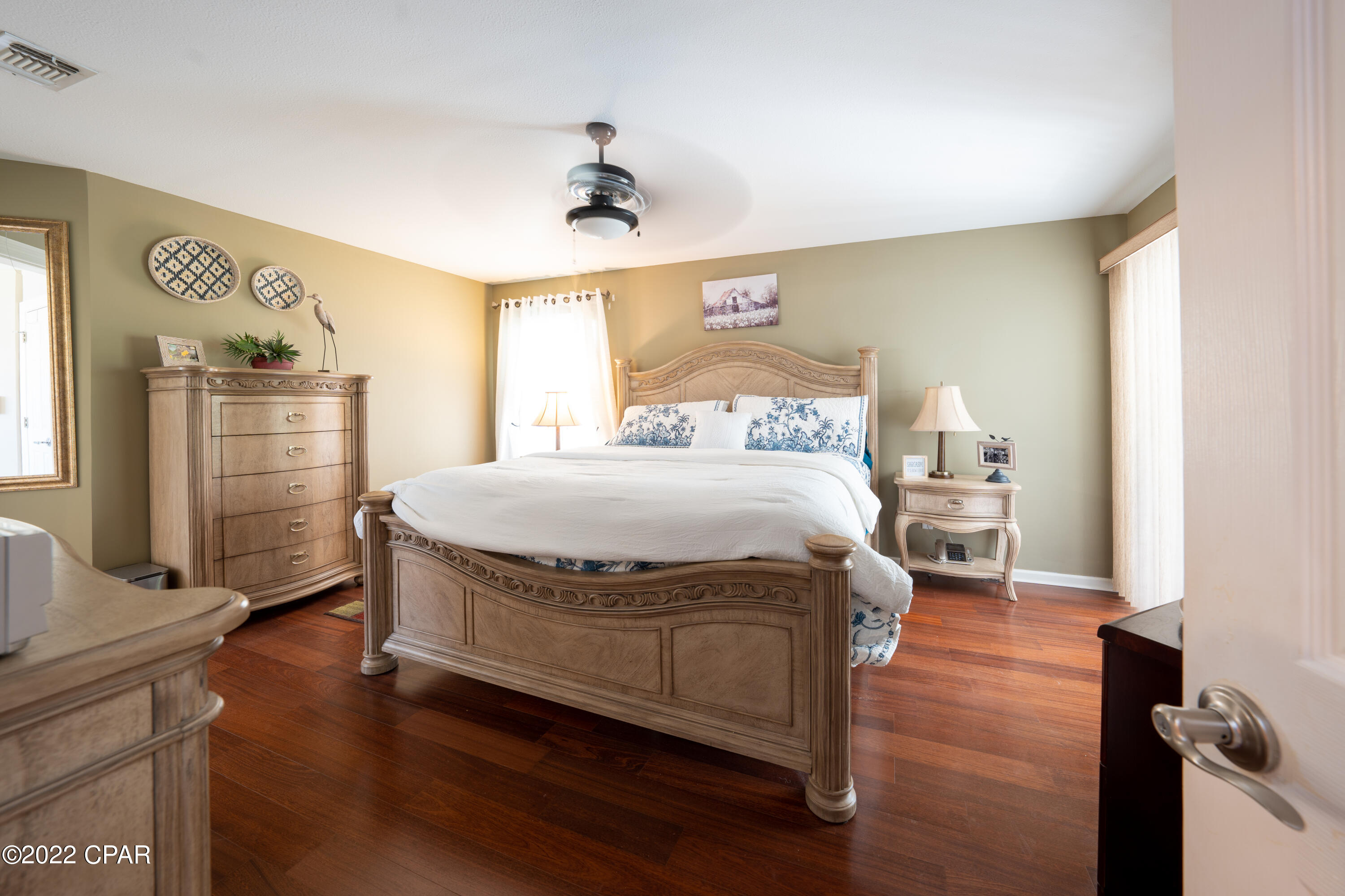 Colony Club - Residential