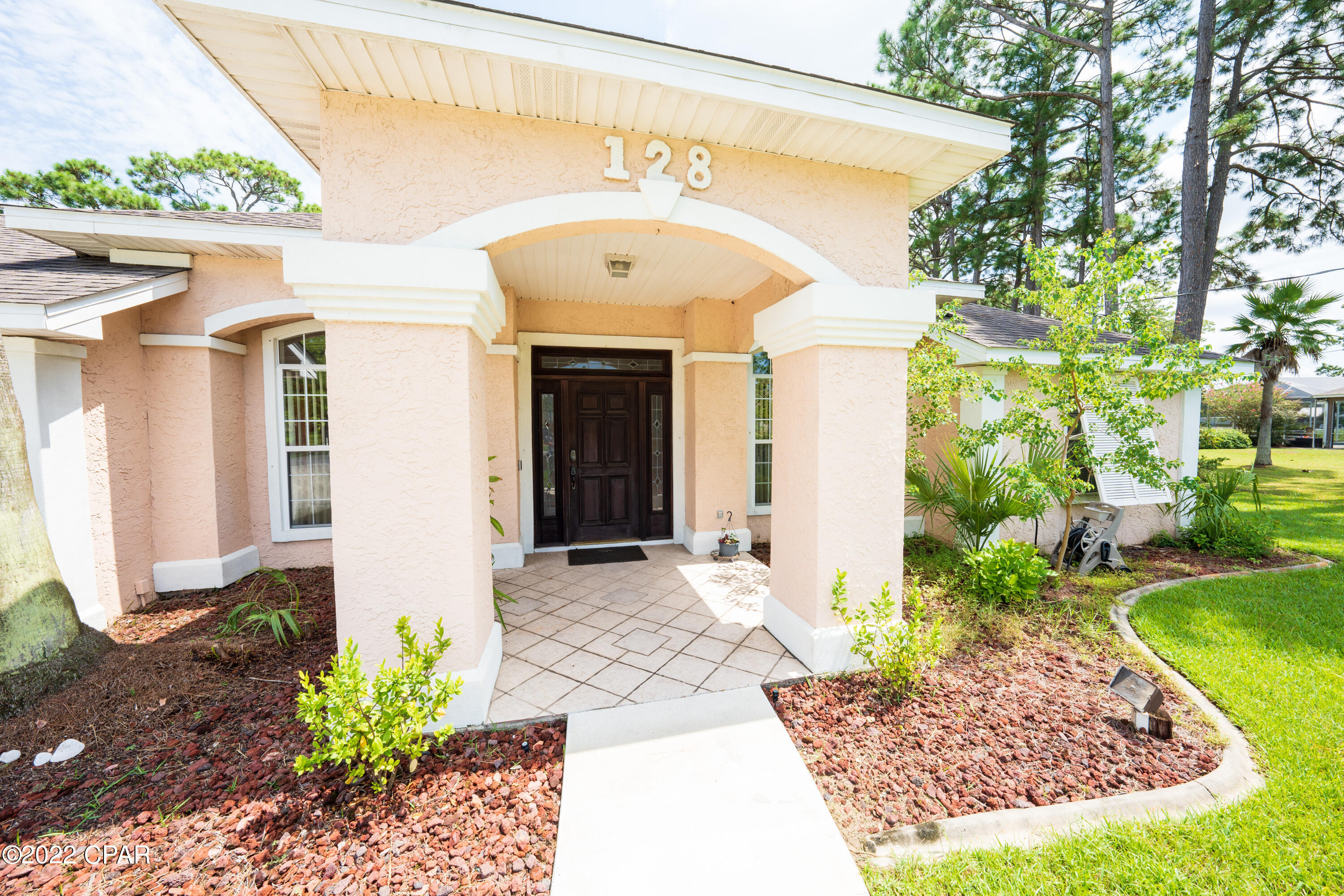 Colony Club - Residential