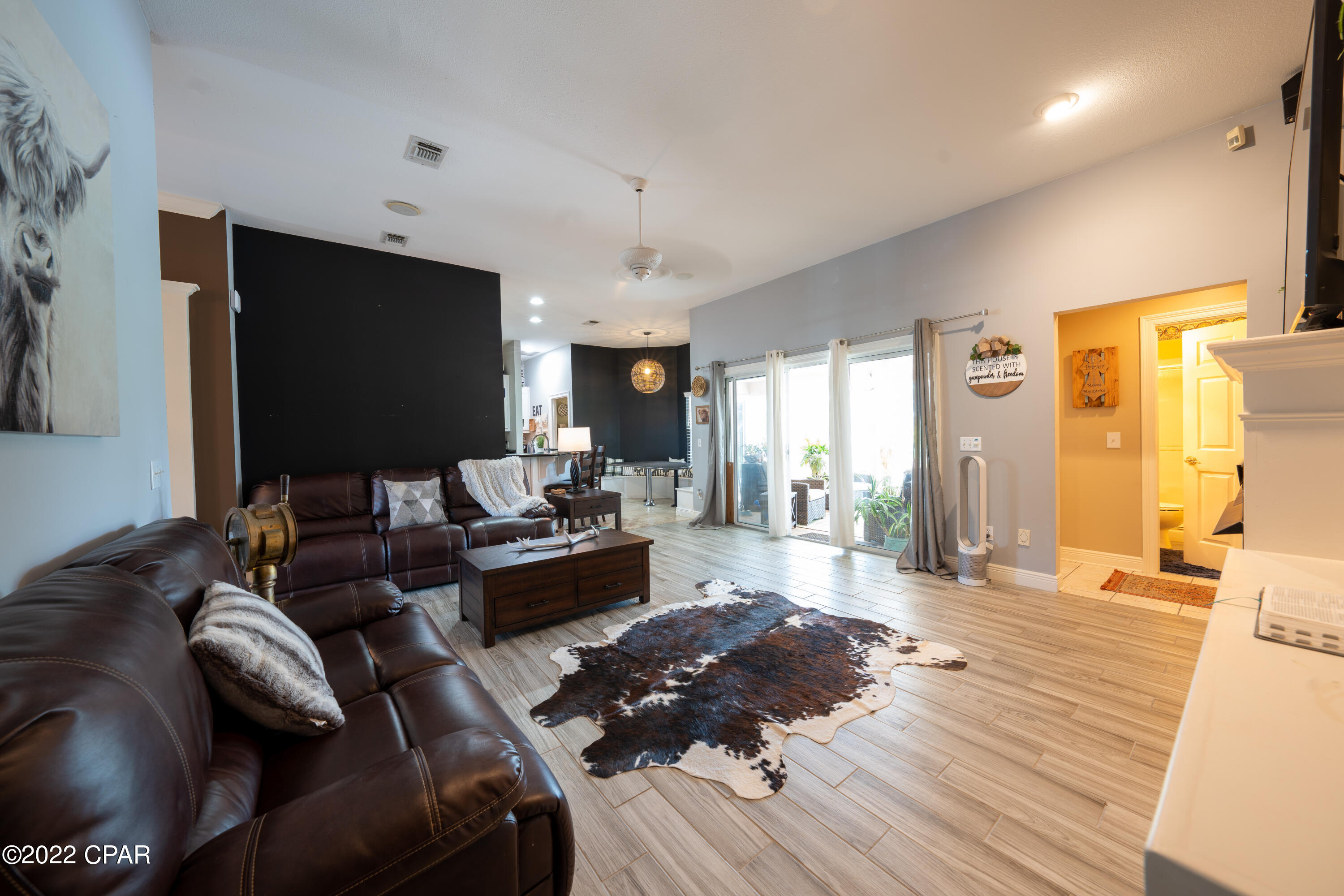 Colony Club - Residential