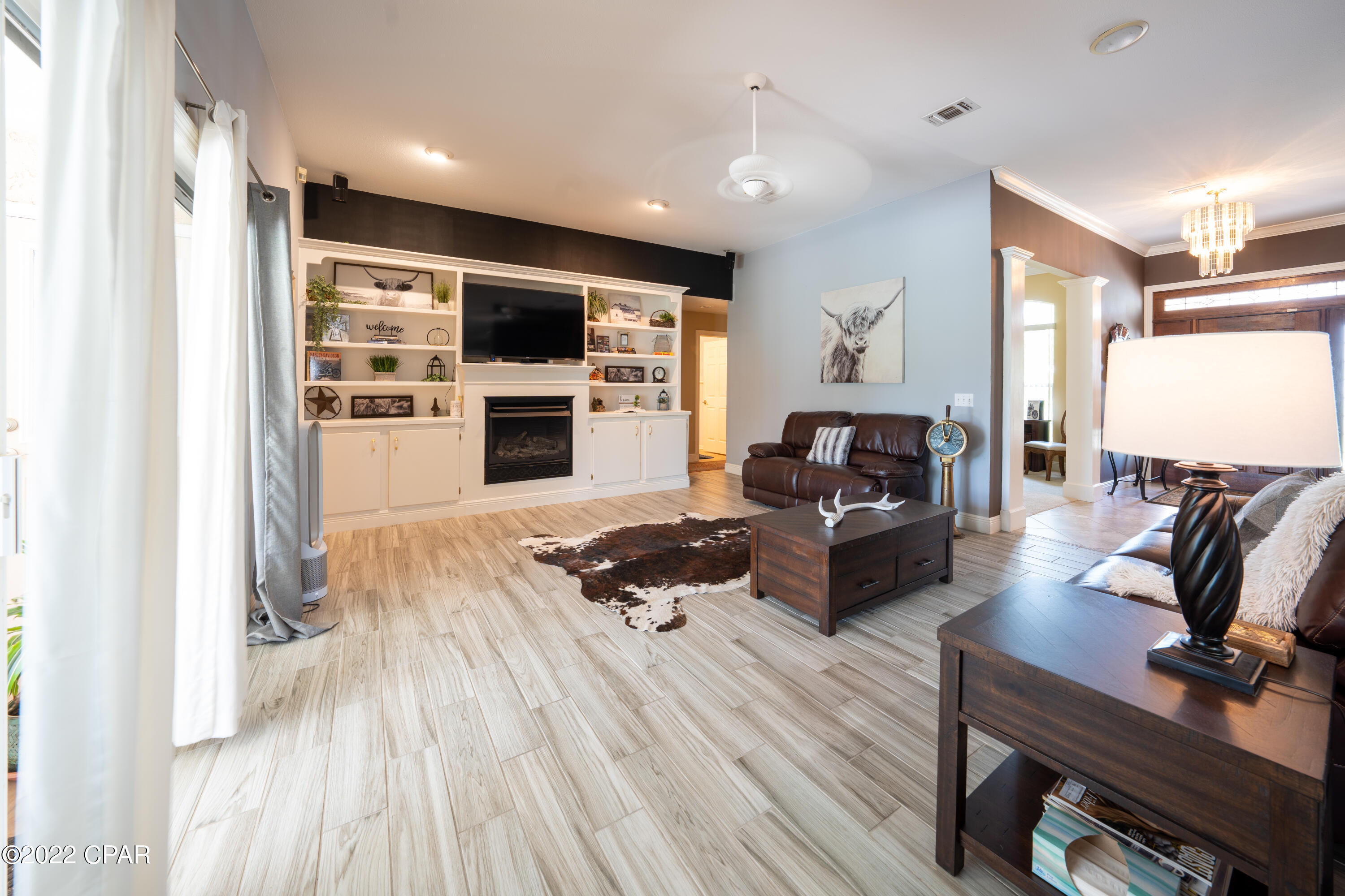 Colony Club - Residential