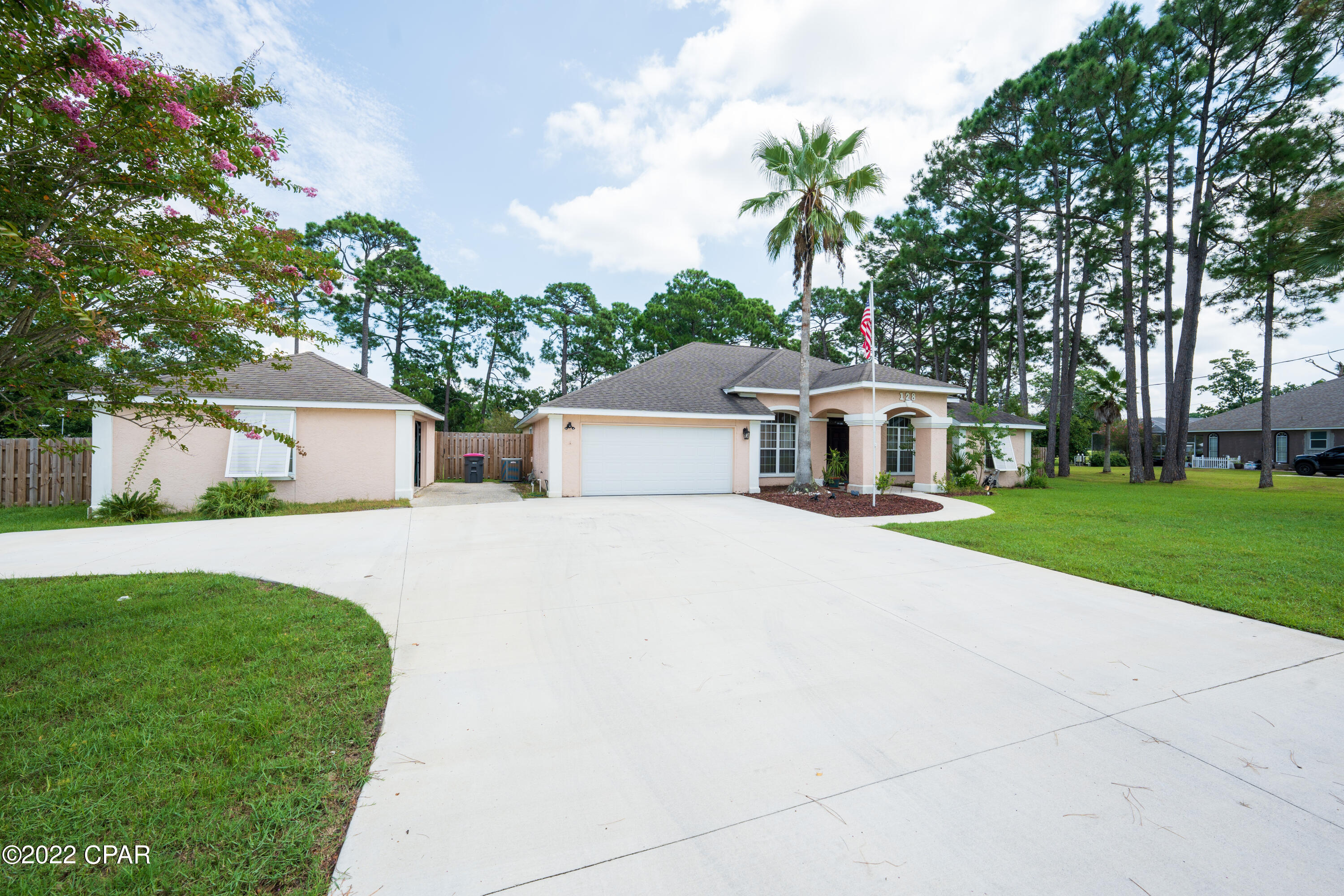 Colony Club - Residential