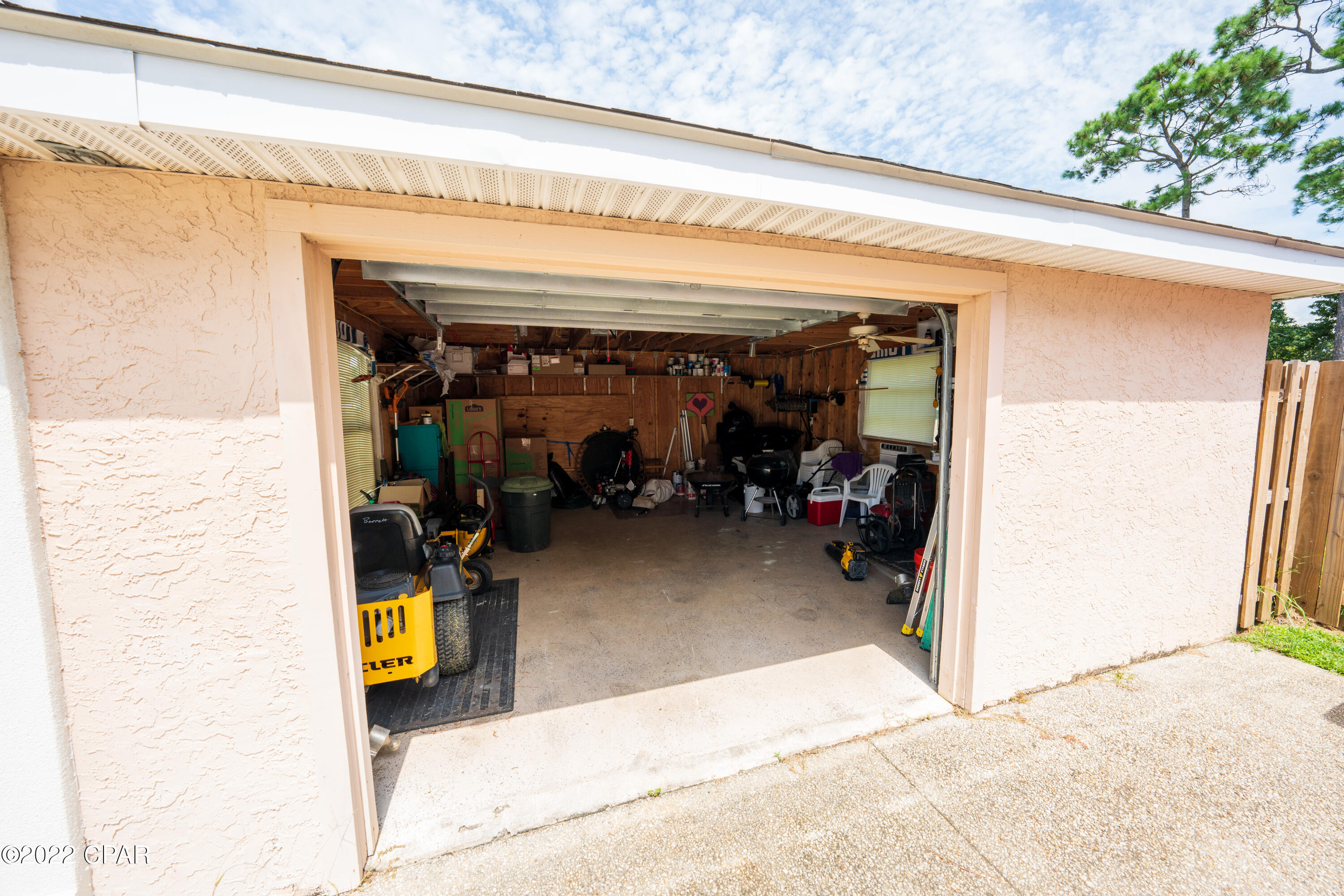 Colony Club - Residential