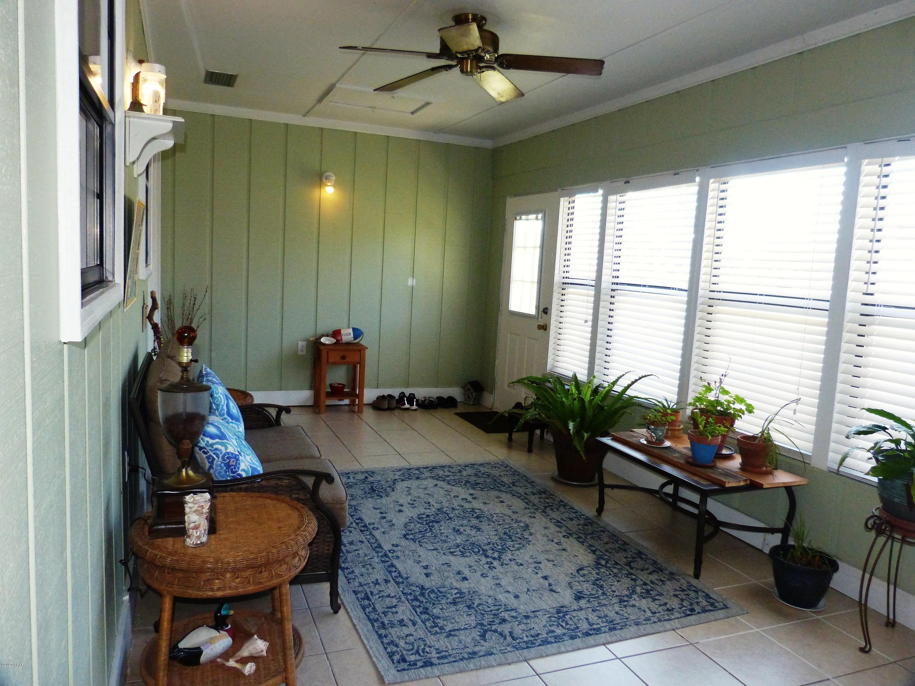 Laguna Beach Estates 7th Add - Residential