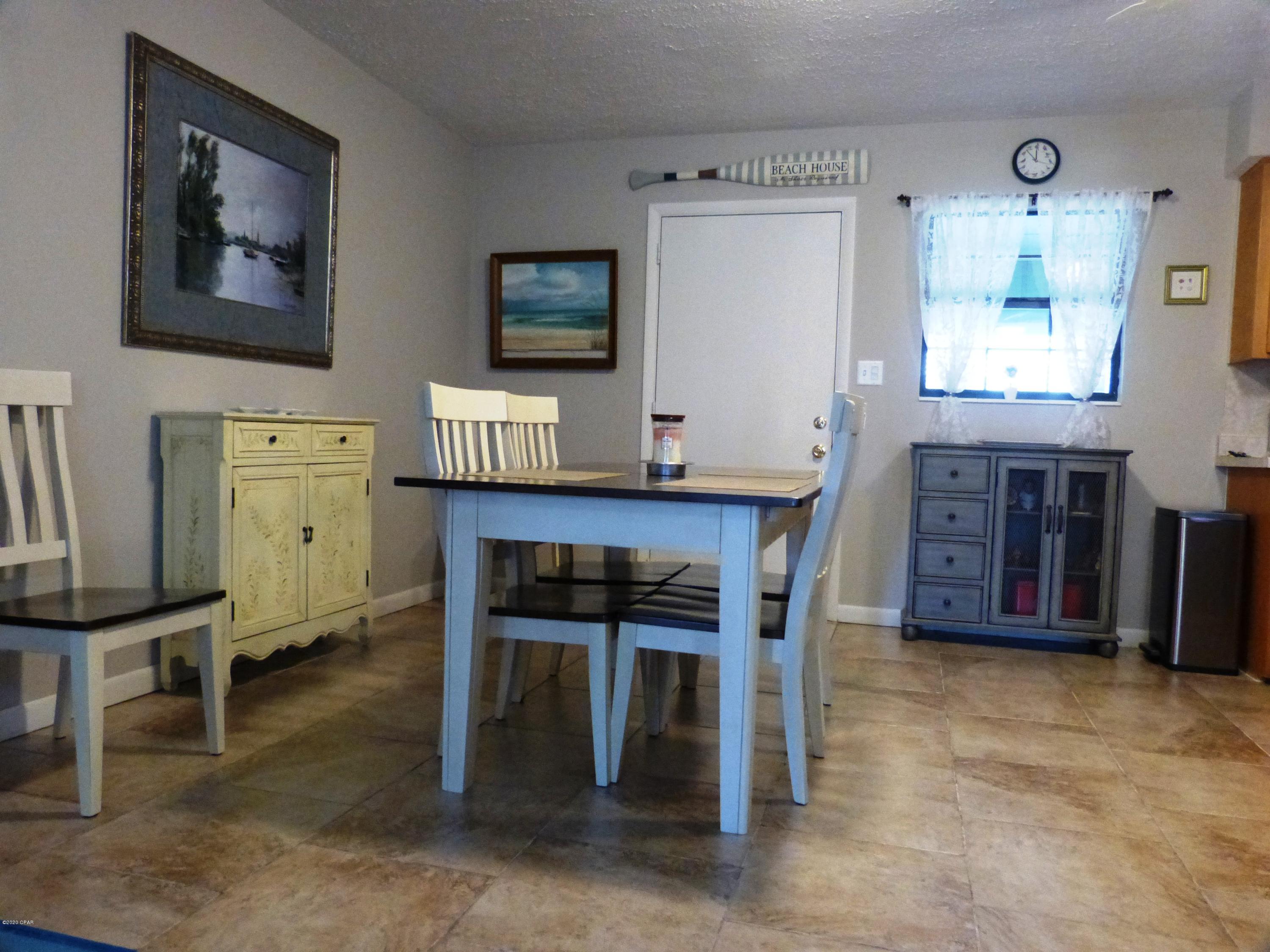 Laguna Beach Estates 7th Add - Residential