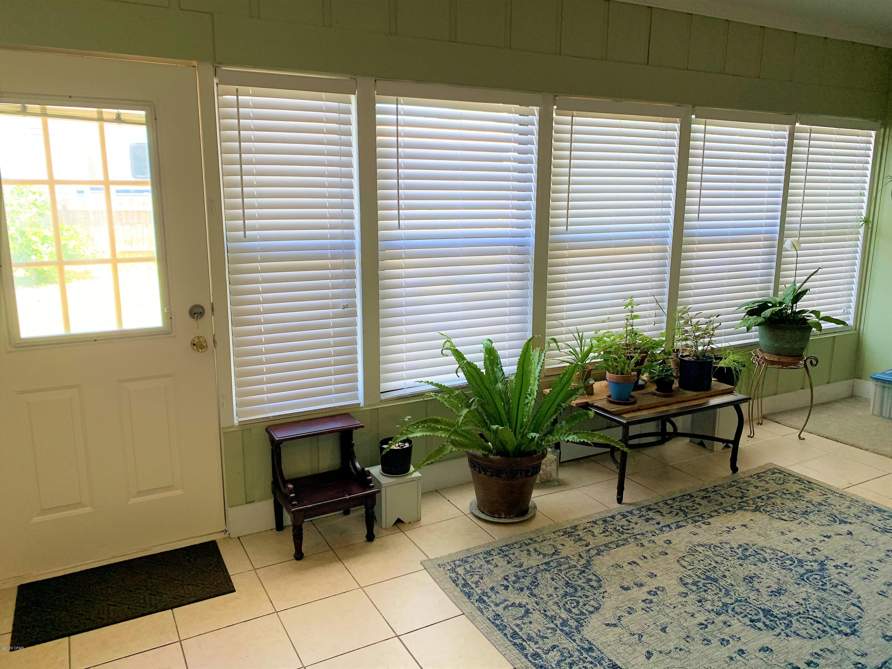 Laguna Beach Estates 7th Add - Residential