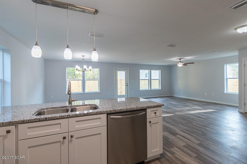 The Pines Of Lynn Haven - Residential