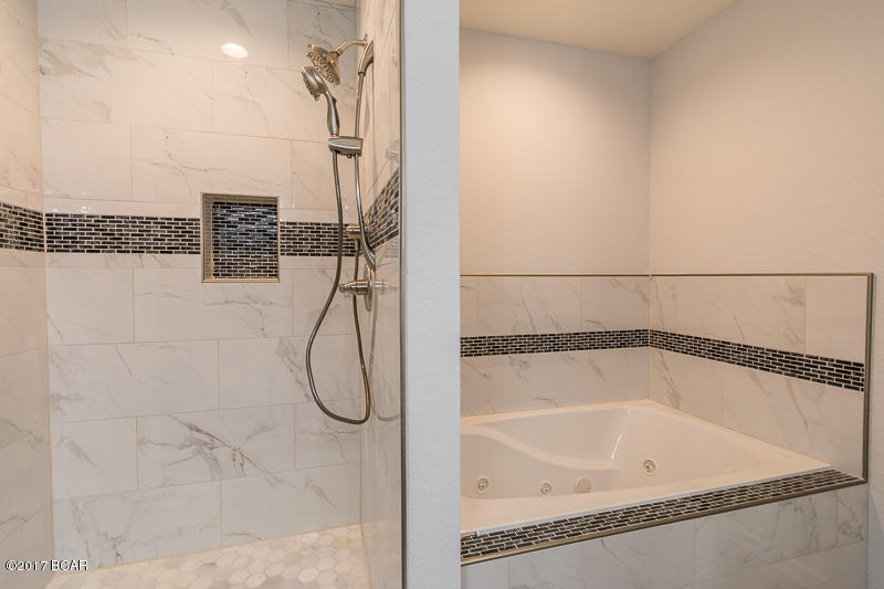 The Pines Of Lynn Haven - Residential