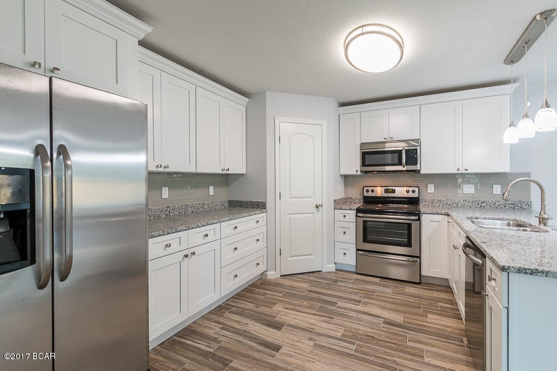 The Pines Of Lynn Haven - Residential