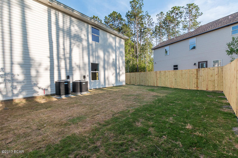 The Pines Of Lynn Haven - Residential