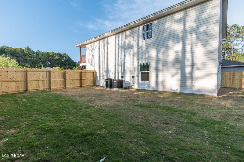 The Pines Of Lynn Haven - Residential