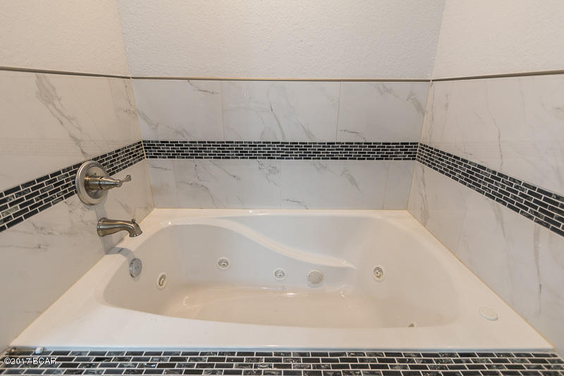 The Pines Of Lynn Haven - Residential