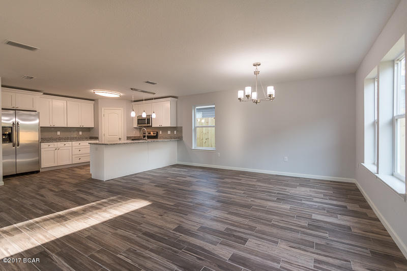 The Pines Of Lynn Haven - Residential