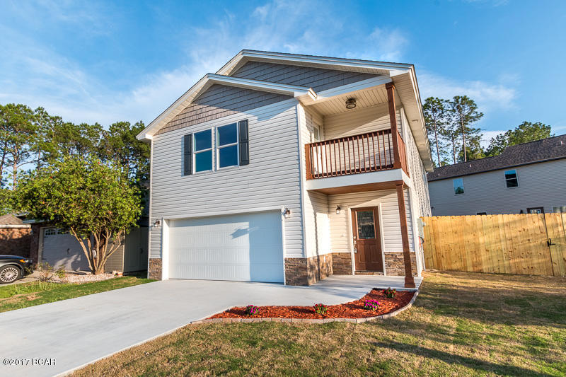 The Pines Of Lynn Haven - Residential