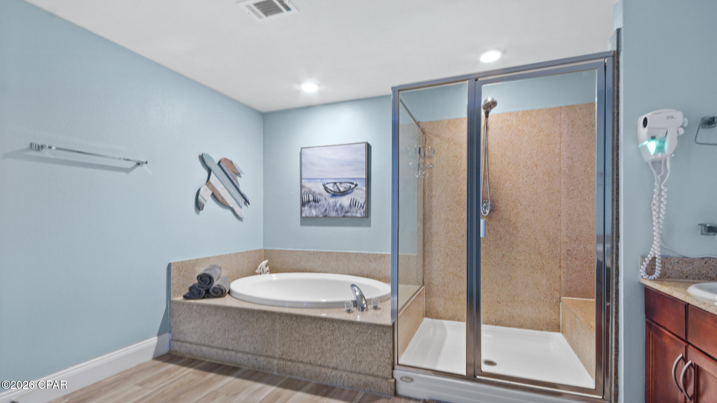 Laketown Wharf - Residential