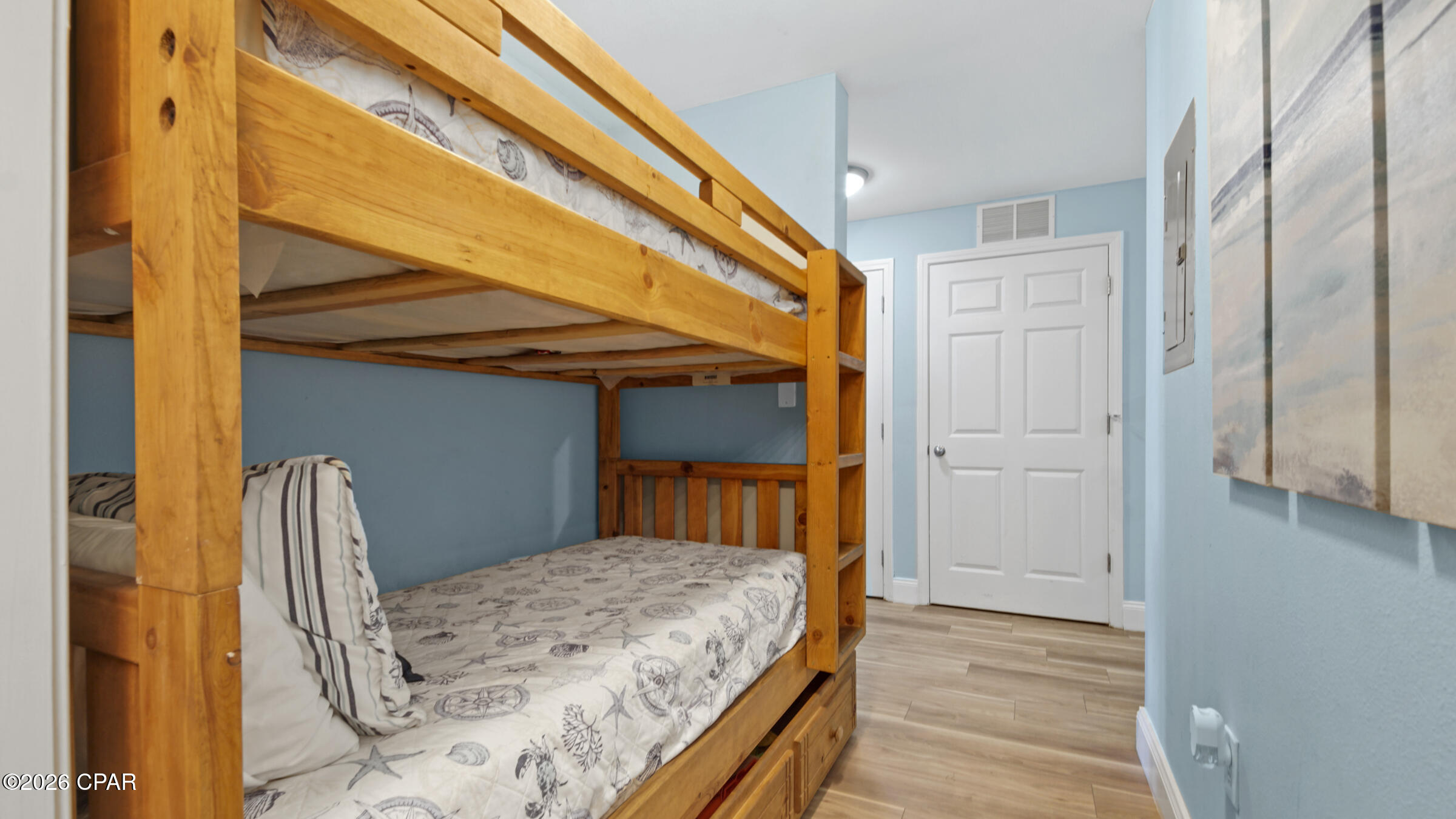 Laketown Wharf - Residential