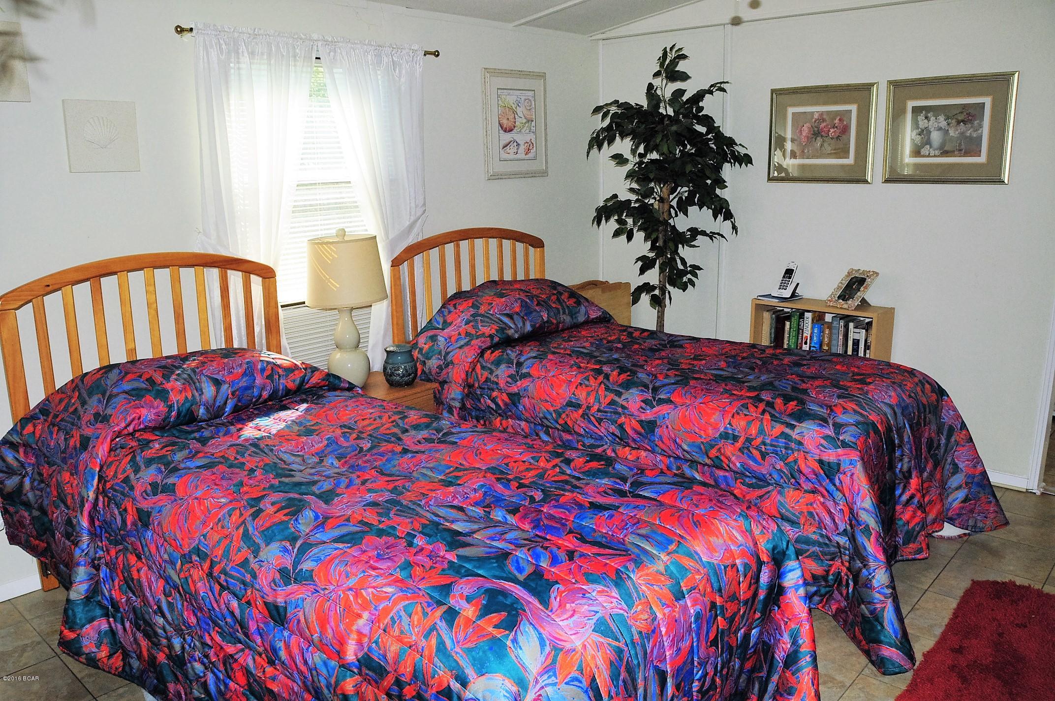 Laguna Beach Estates 7th Add - Residential