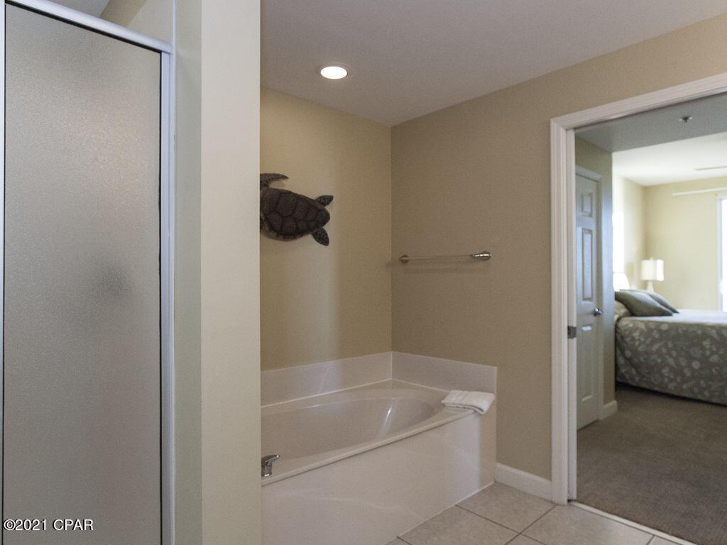 Splash Condo - Residential