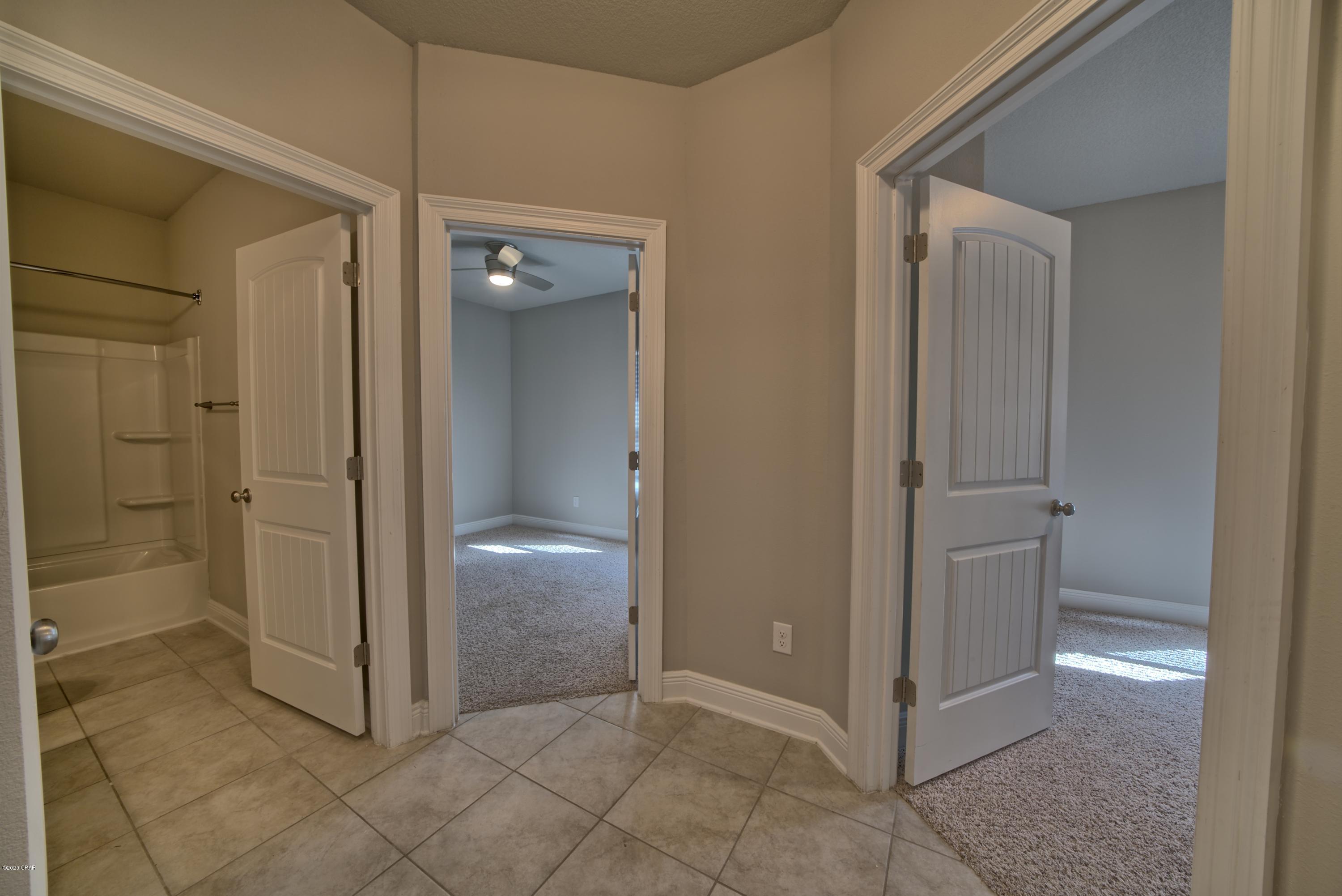 Village Of Mill Bayou/Shoreline Village Ph 1A - Residential