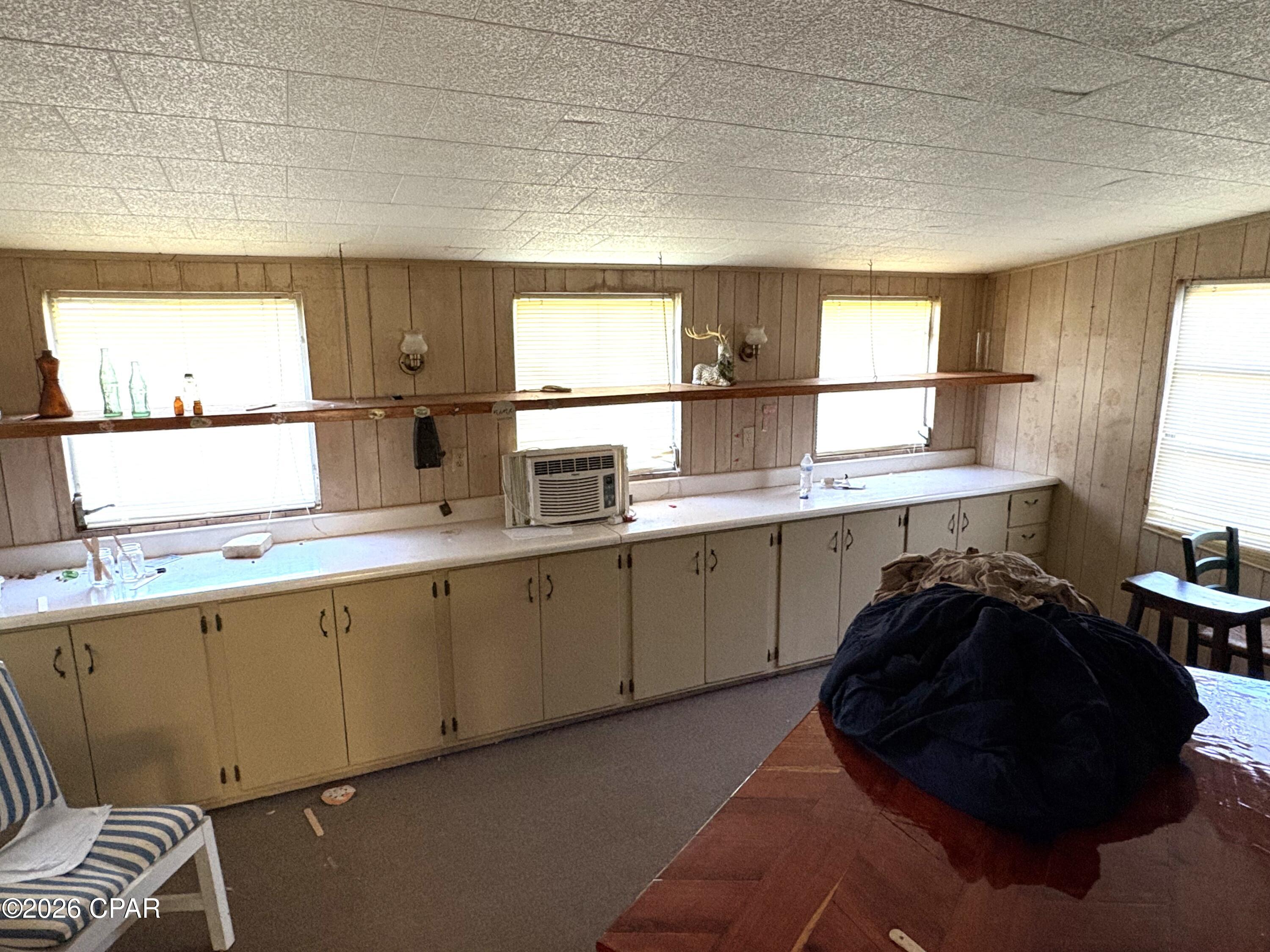 [No Recorded Subdiv] - Commercial Sale