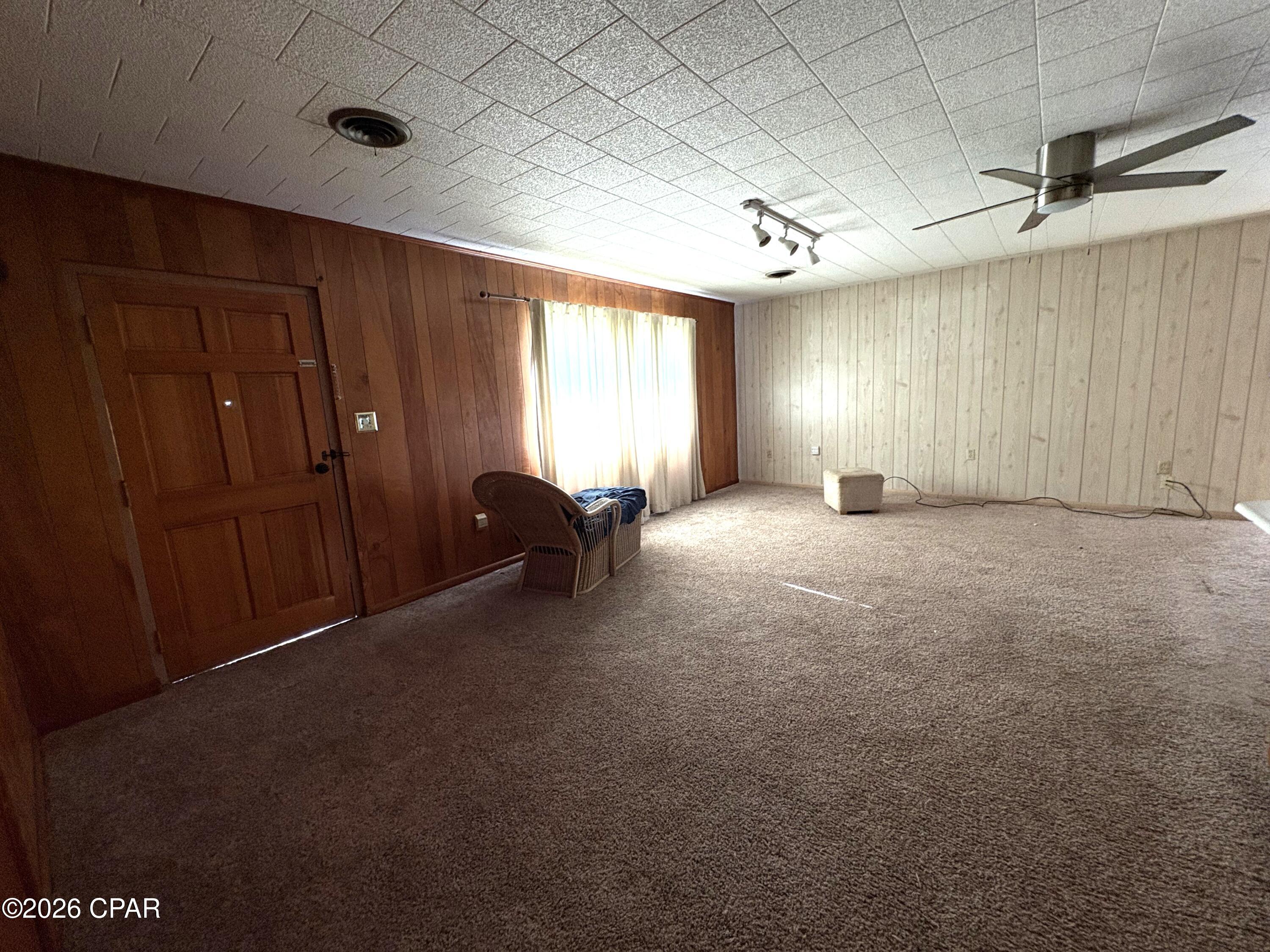 [No Recorded Subdiv] - Commercial Sale