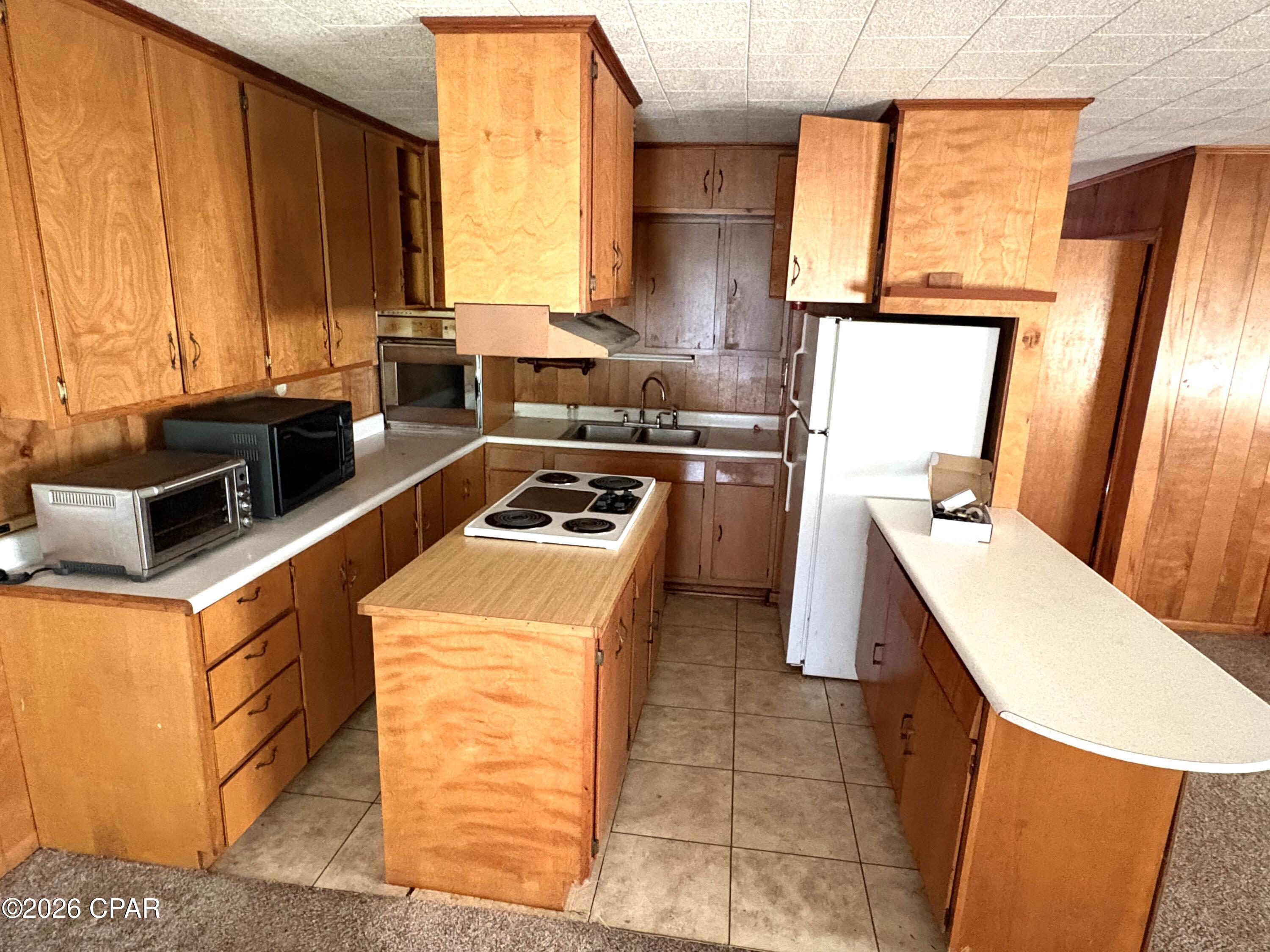 [No Recorded Subdiv] - Commercial Sale