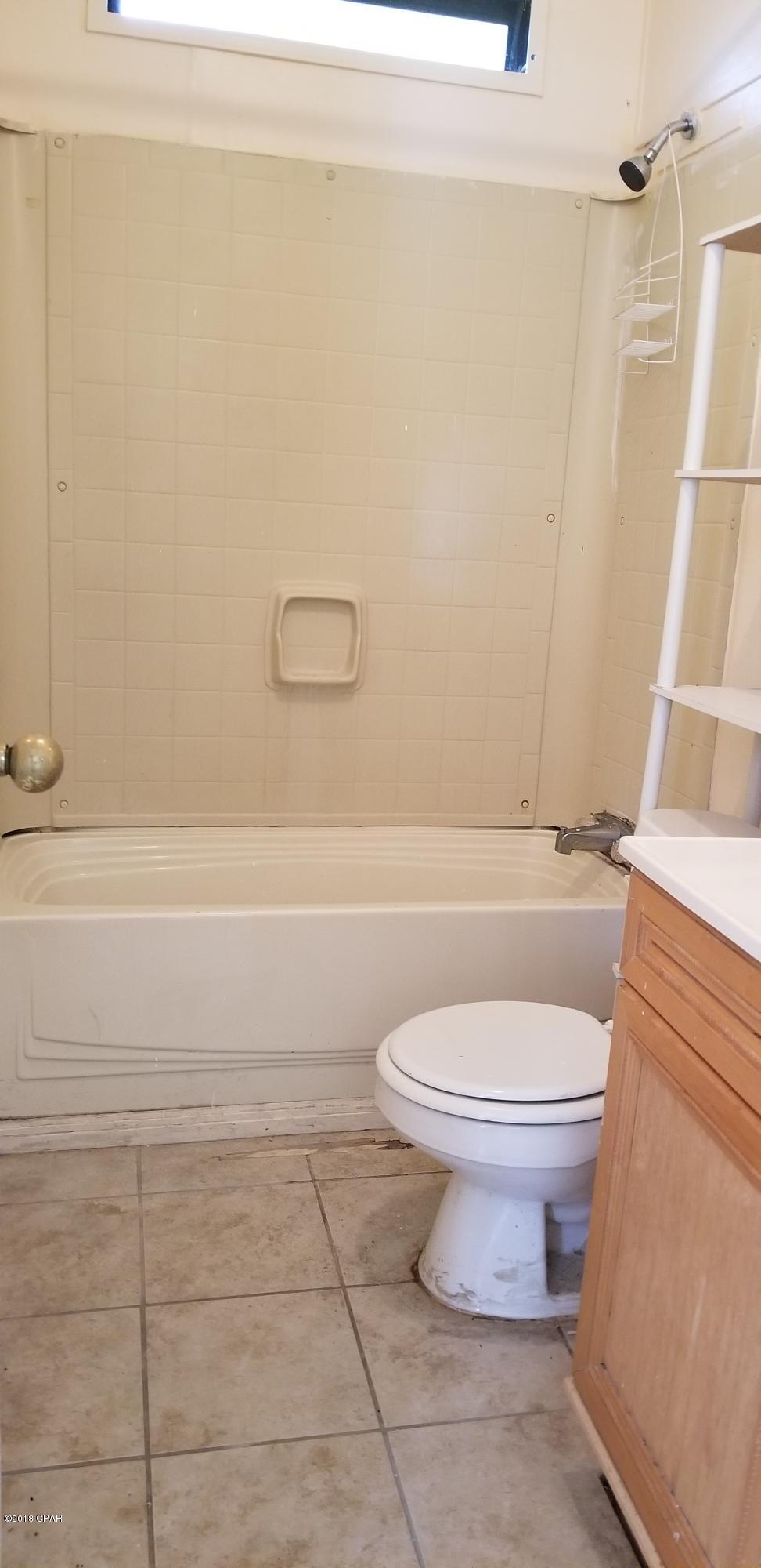 North Lagoon Oaks 7th - Residential