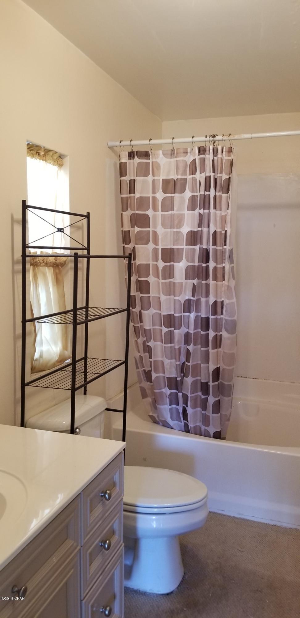 North Lagoon Oaks 7th - Residential