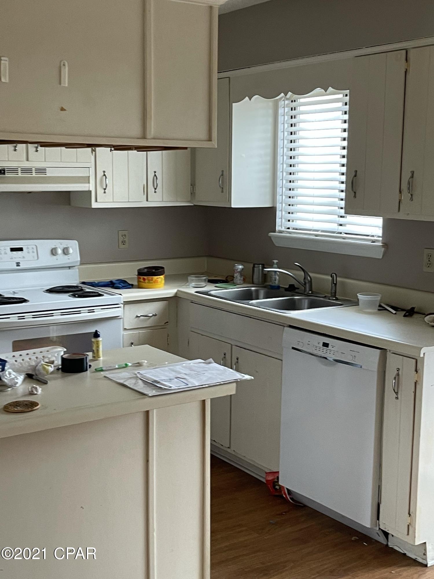 Venetian Villa 3rd Add - Residential