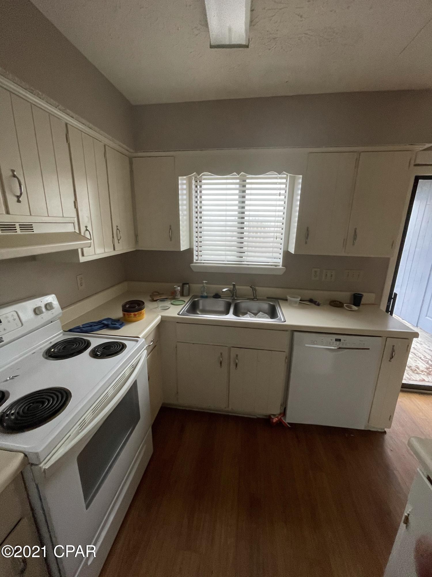 Venetian Villa 3rd Add - Residential