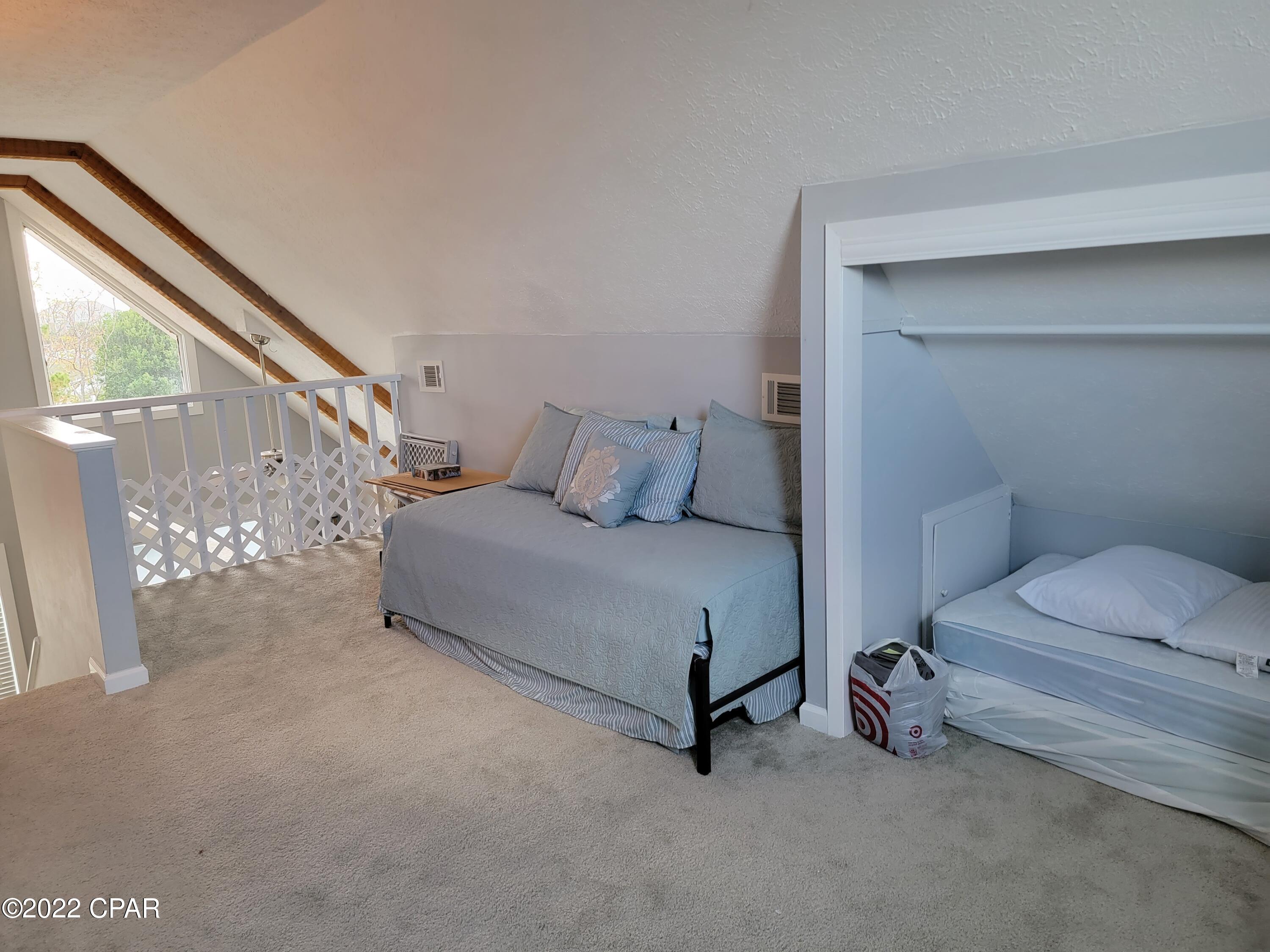 Kiska Beach 1st Add - Residential