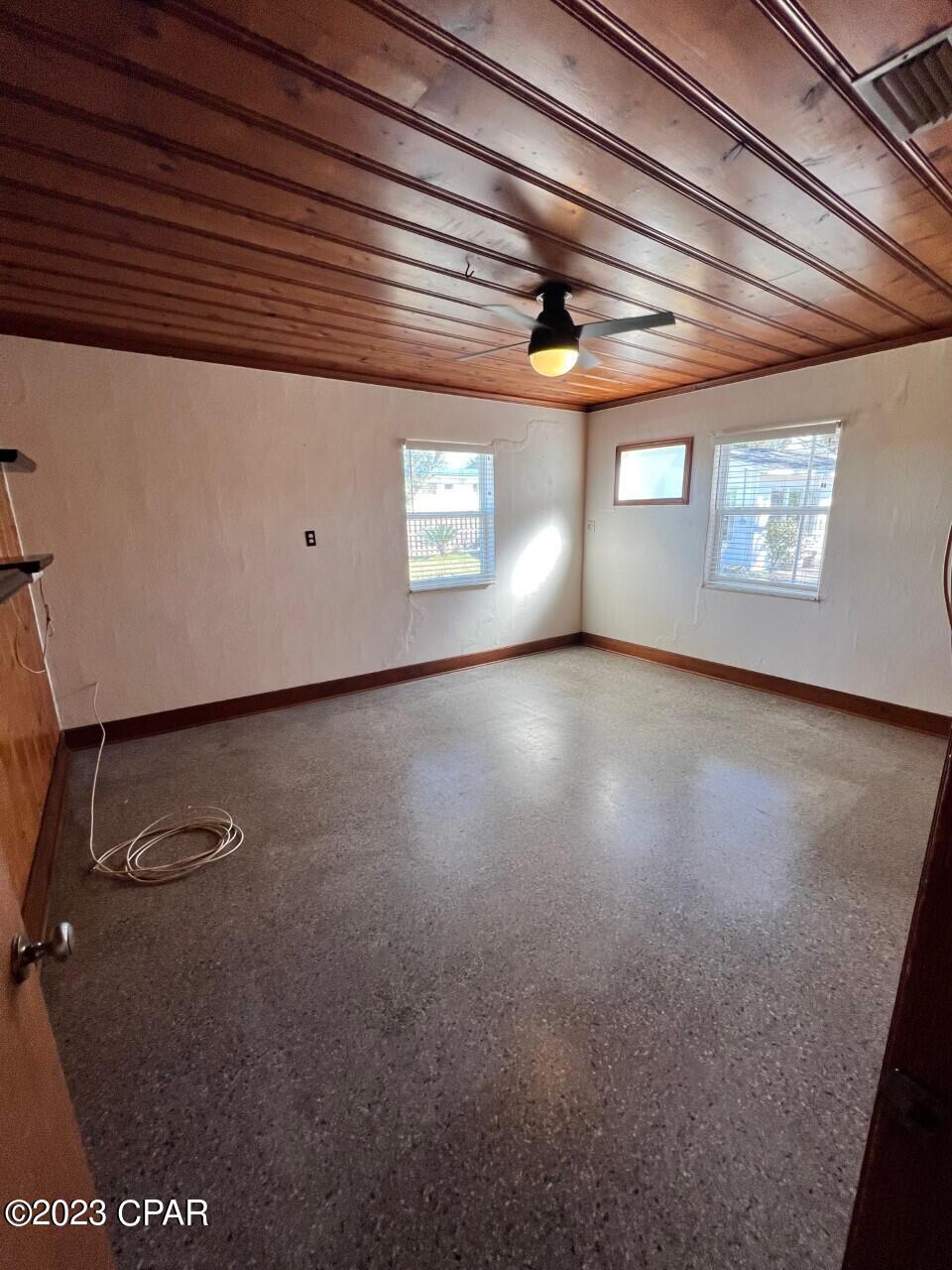 [No Recorded Subdiv] - Residential Lease